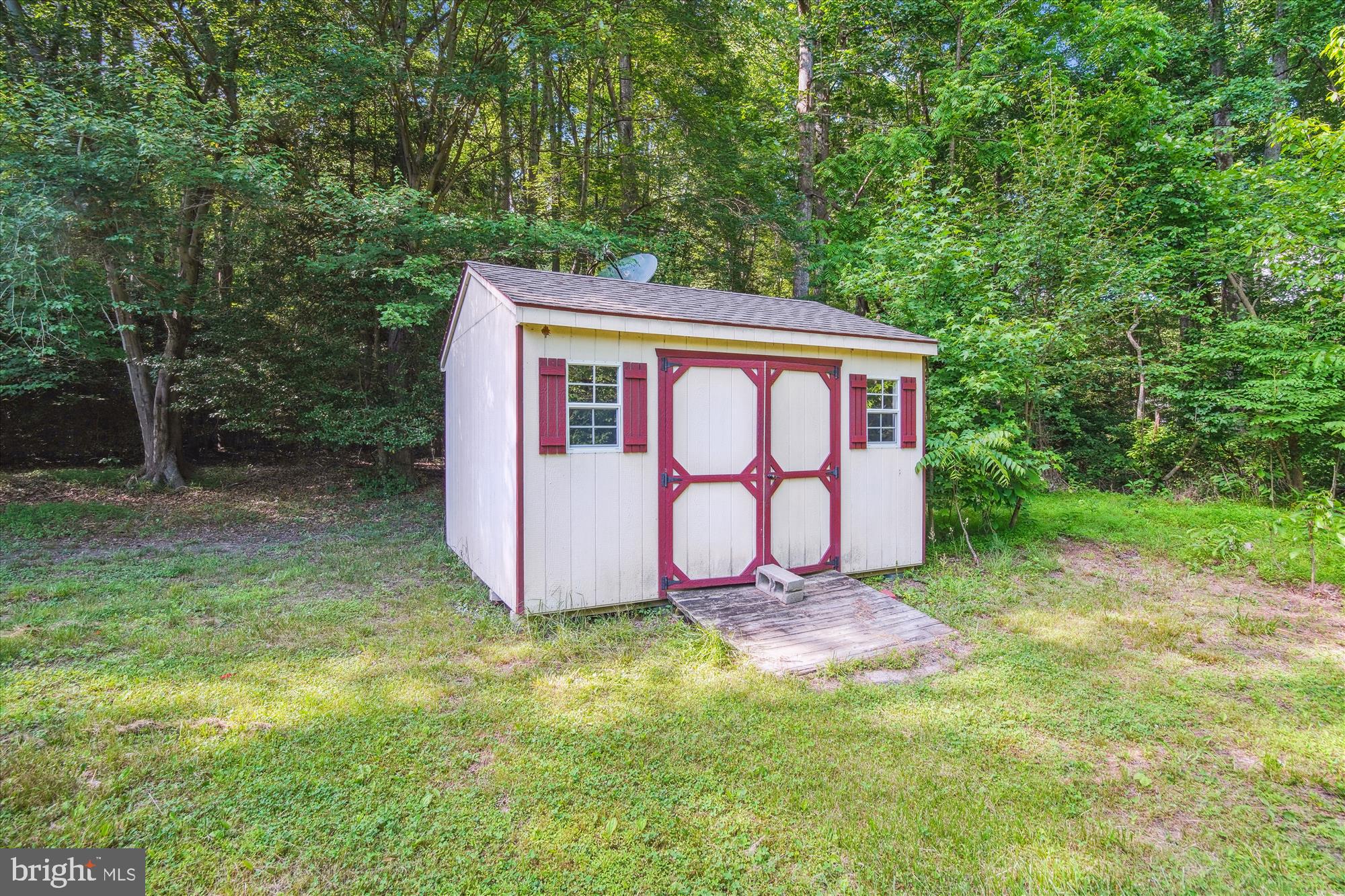 WATERS RISQUE - Residential