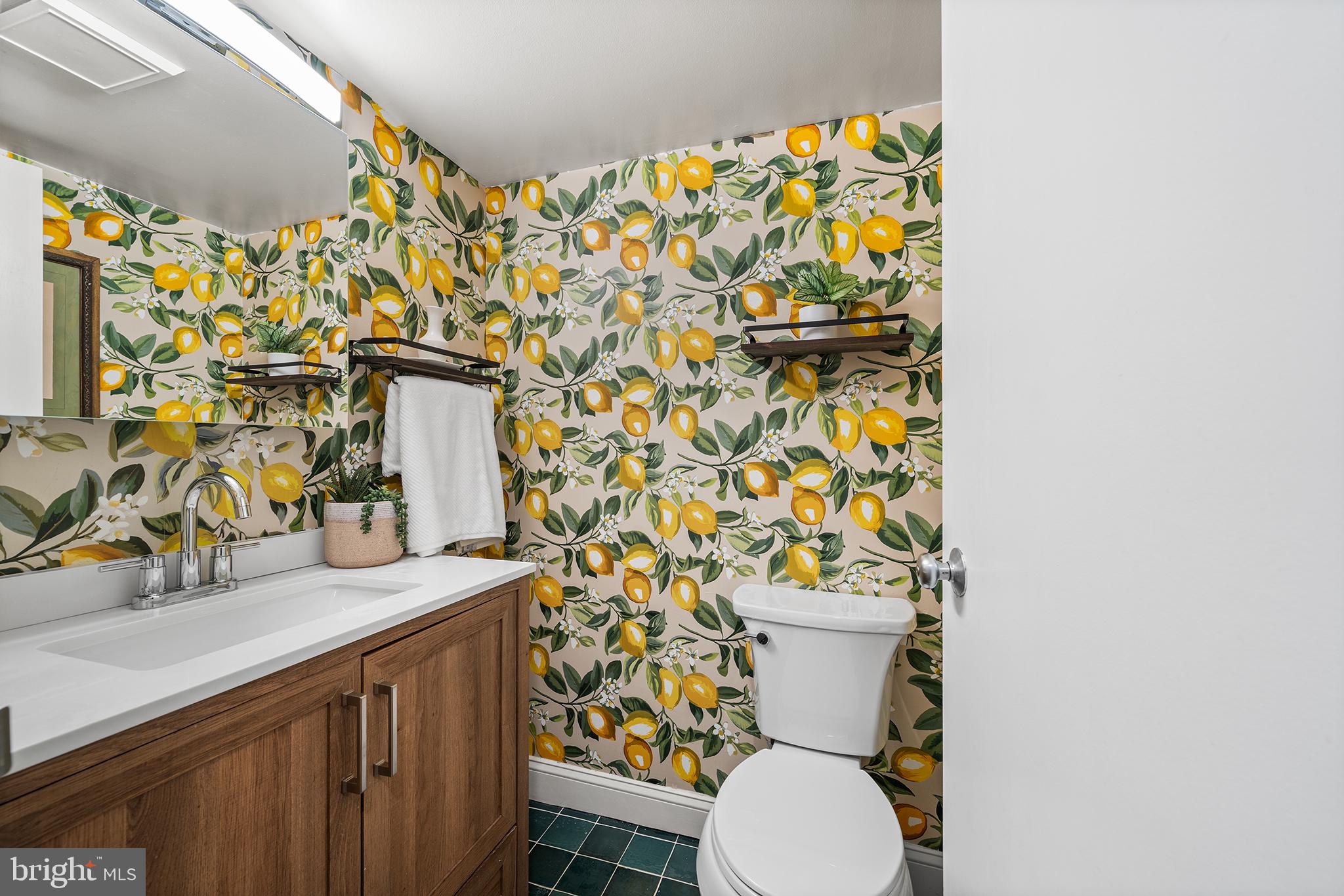 WASHINGTON SQ - Residential