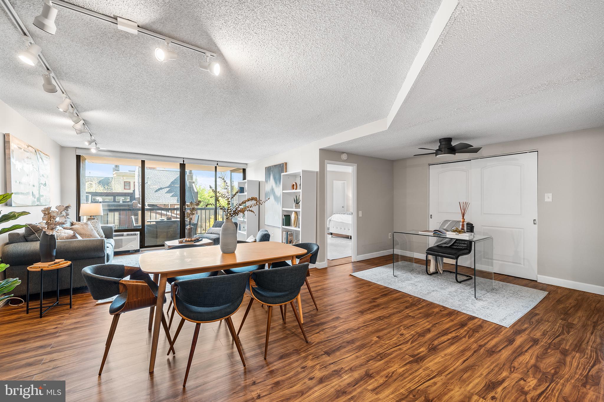 WASHINGTON SQ - Residential