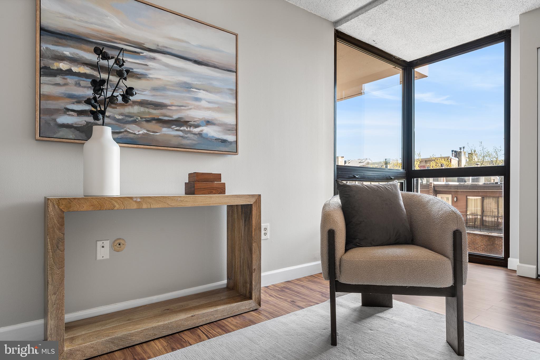 WASHINGTON SQ - Residential