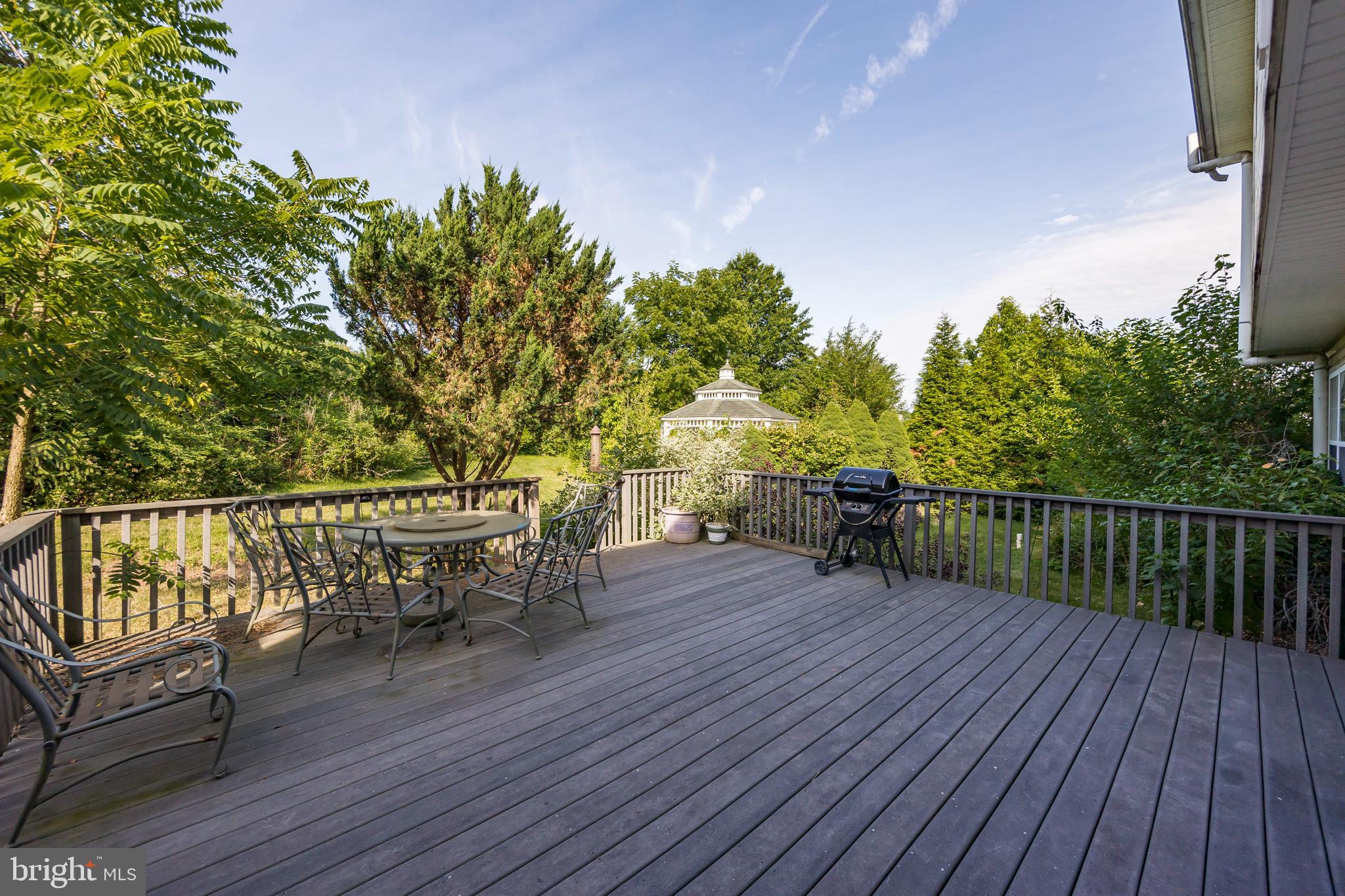 WAYSIDE - Residential