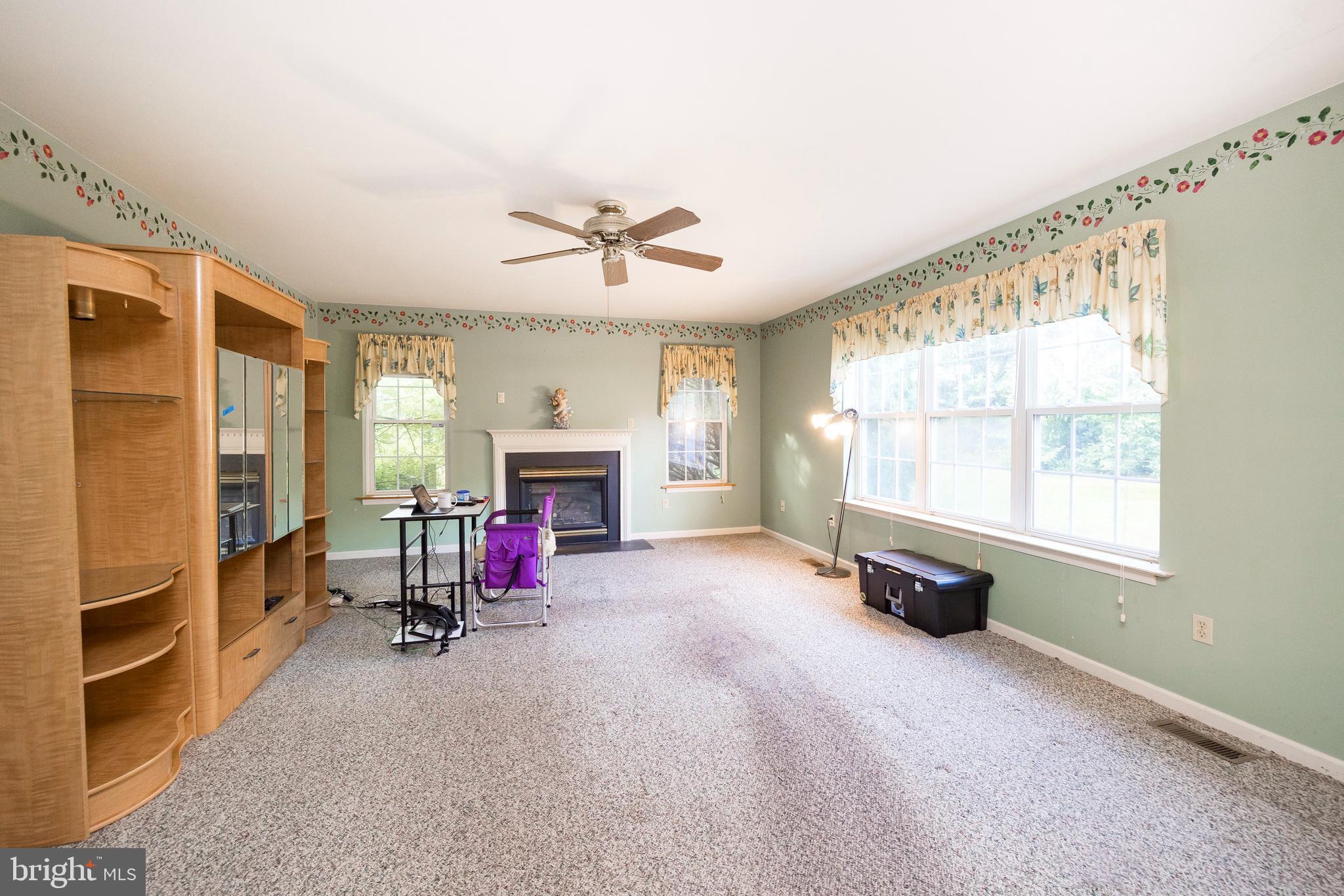 WAYSIDE - Residential