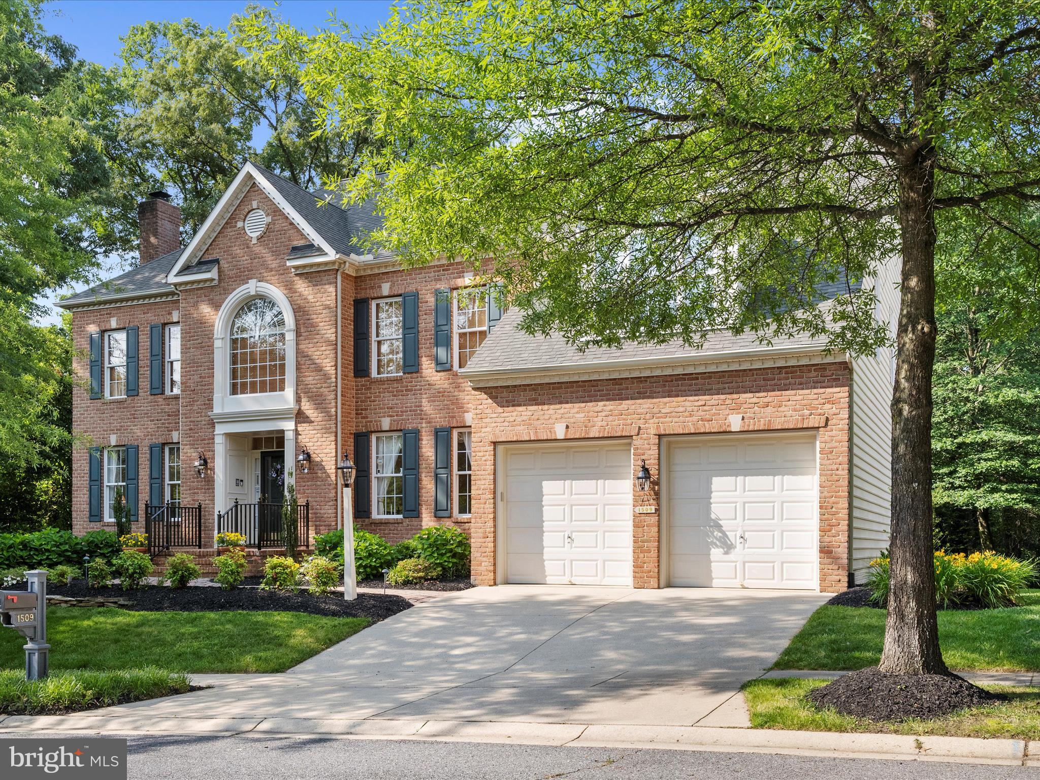 1509 WINFIELDS LANE