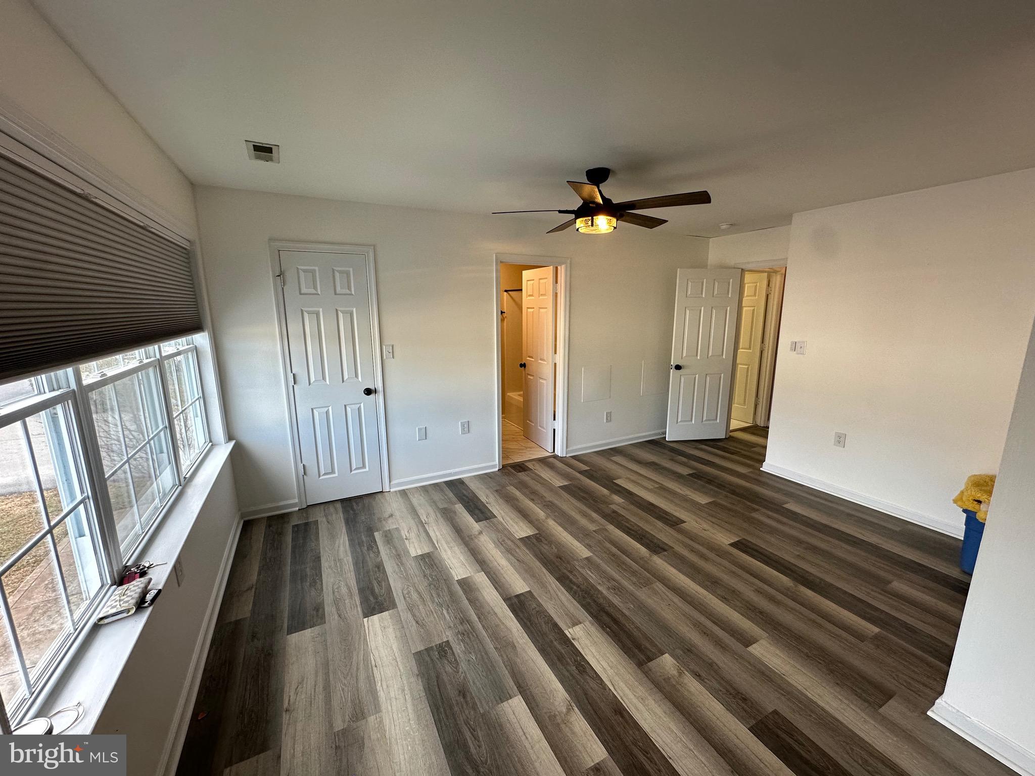 GEORGETOWN SQUARE - Residential Lease