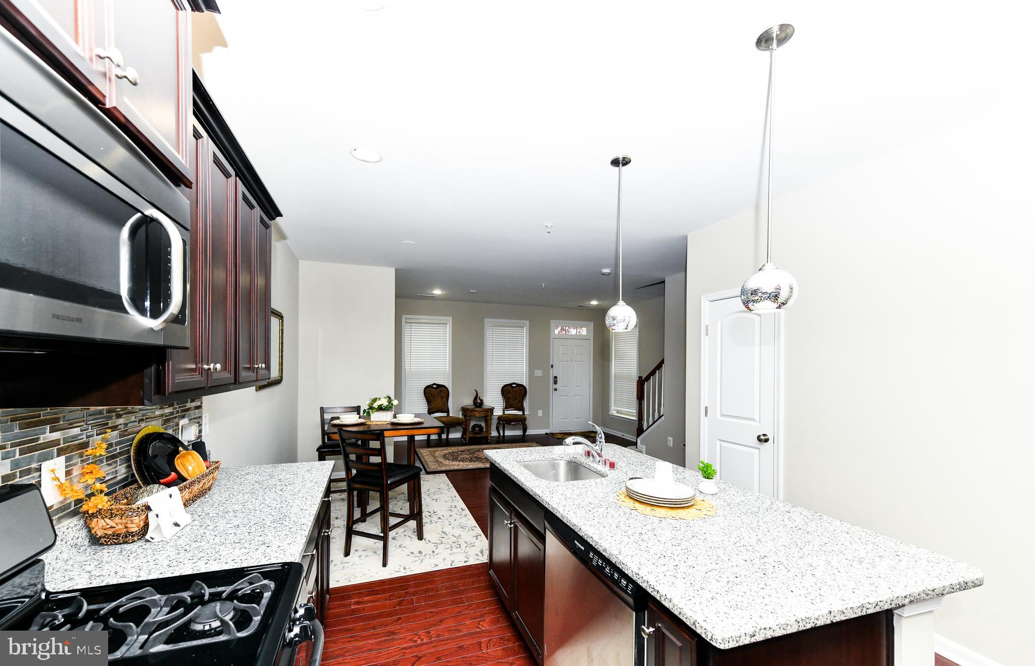 WOODMORE TOWNE CENTRE - Residential