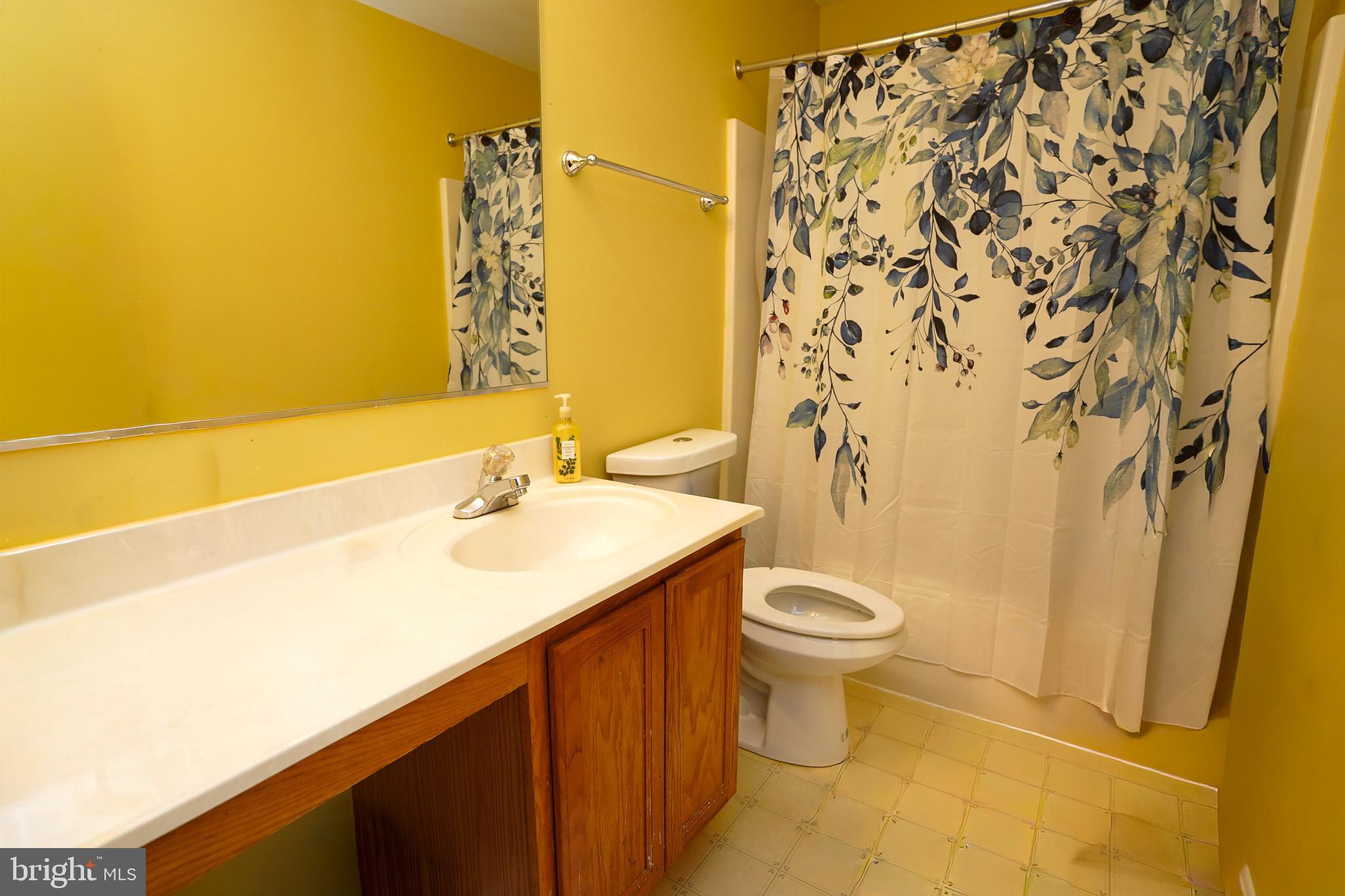 KELOX WEST - Residential Lease