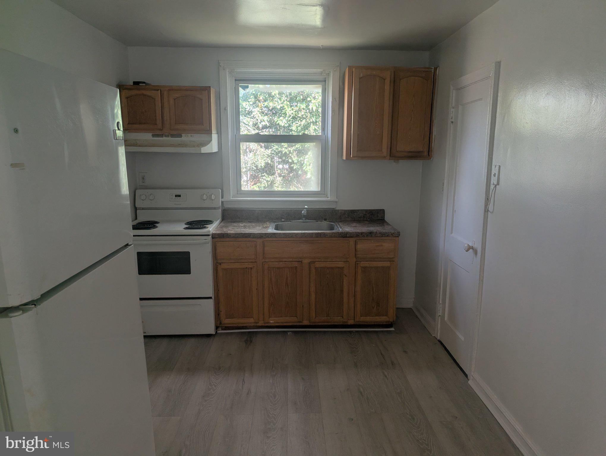 506 PFEIFFER STREET 2