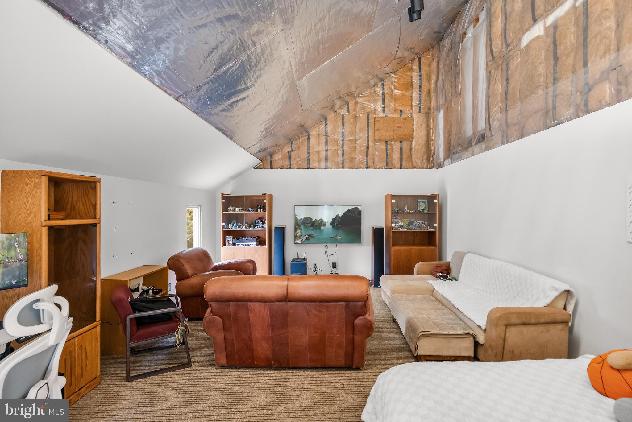 NONE AVA ILABLE - Residential