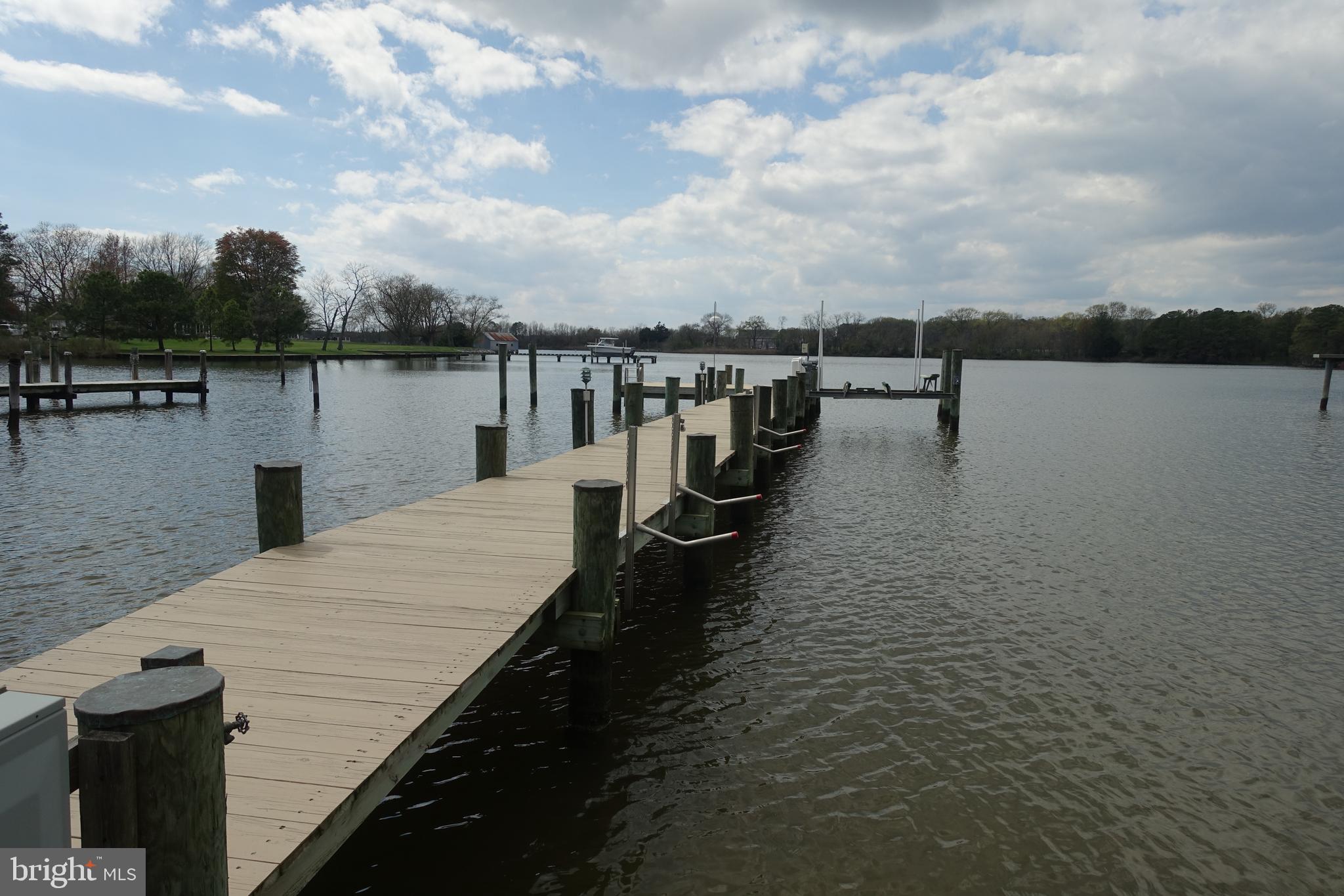 -0- - Residential Lease