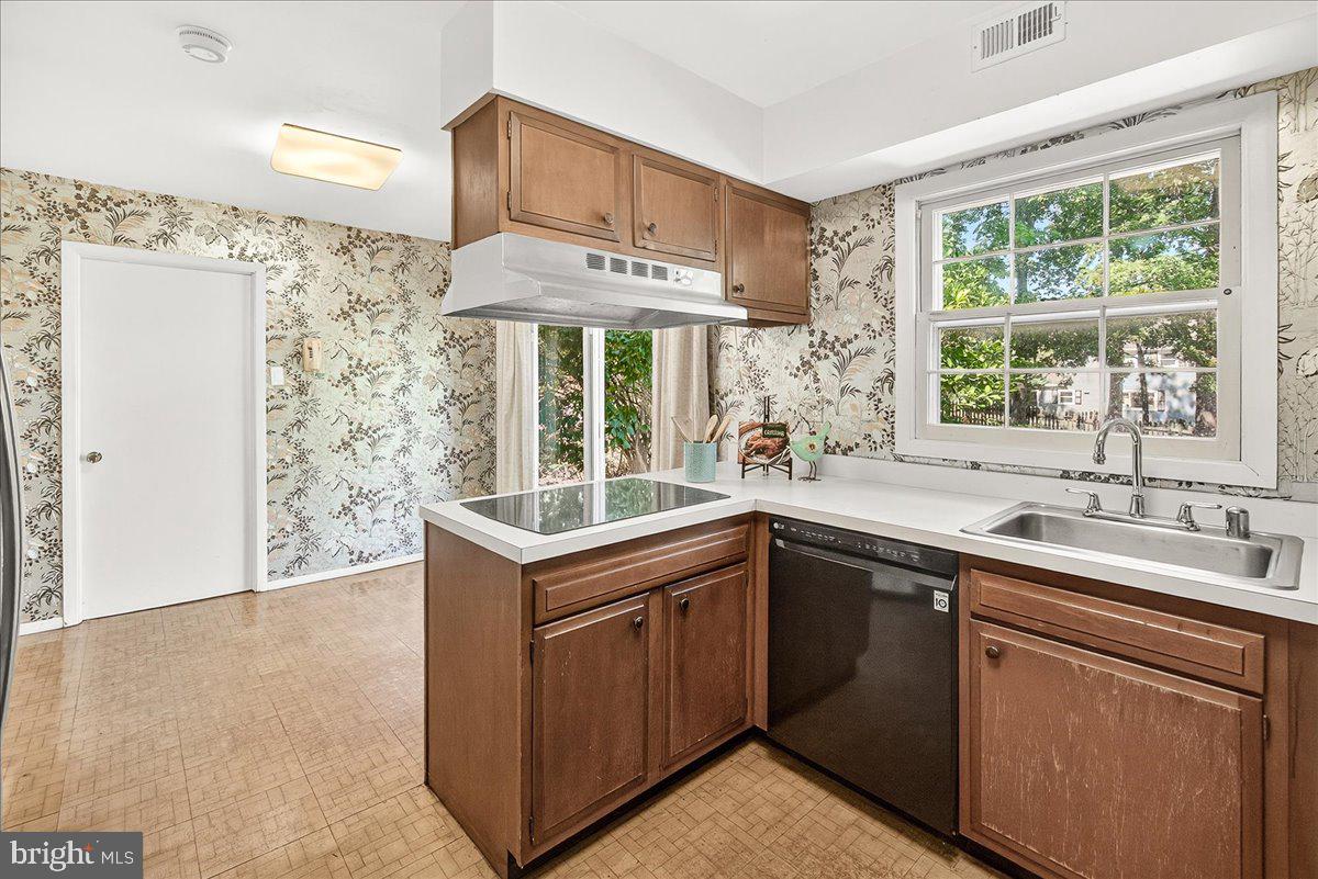 MONTPELIER - Residential