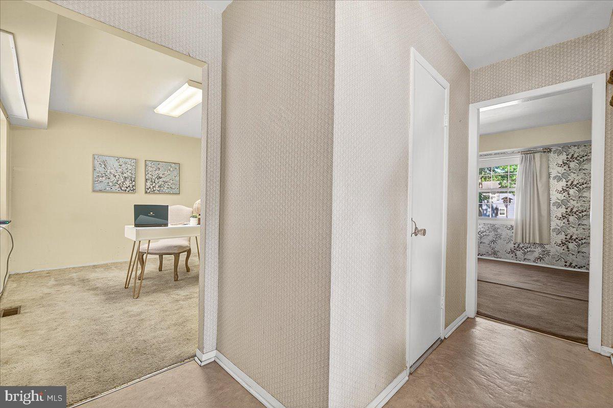 MONTPELIER - Residential