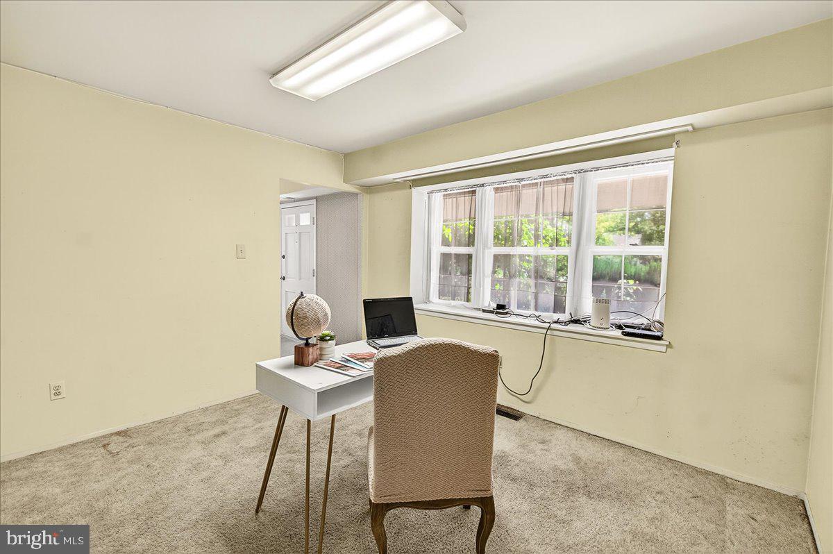 MONTPELIER - Residential