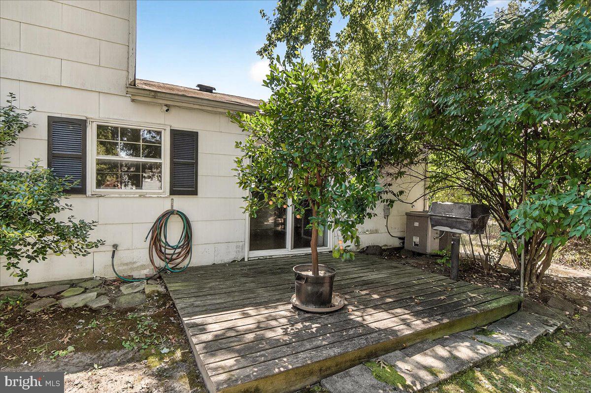 MONTPELIER - Residential