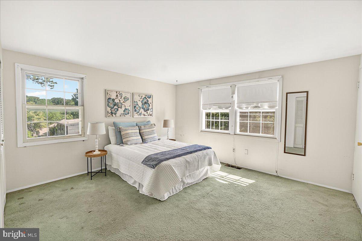 MONTPELIER - Residential