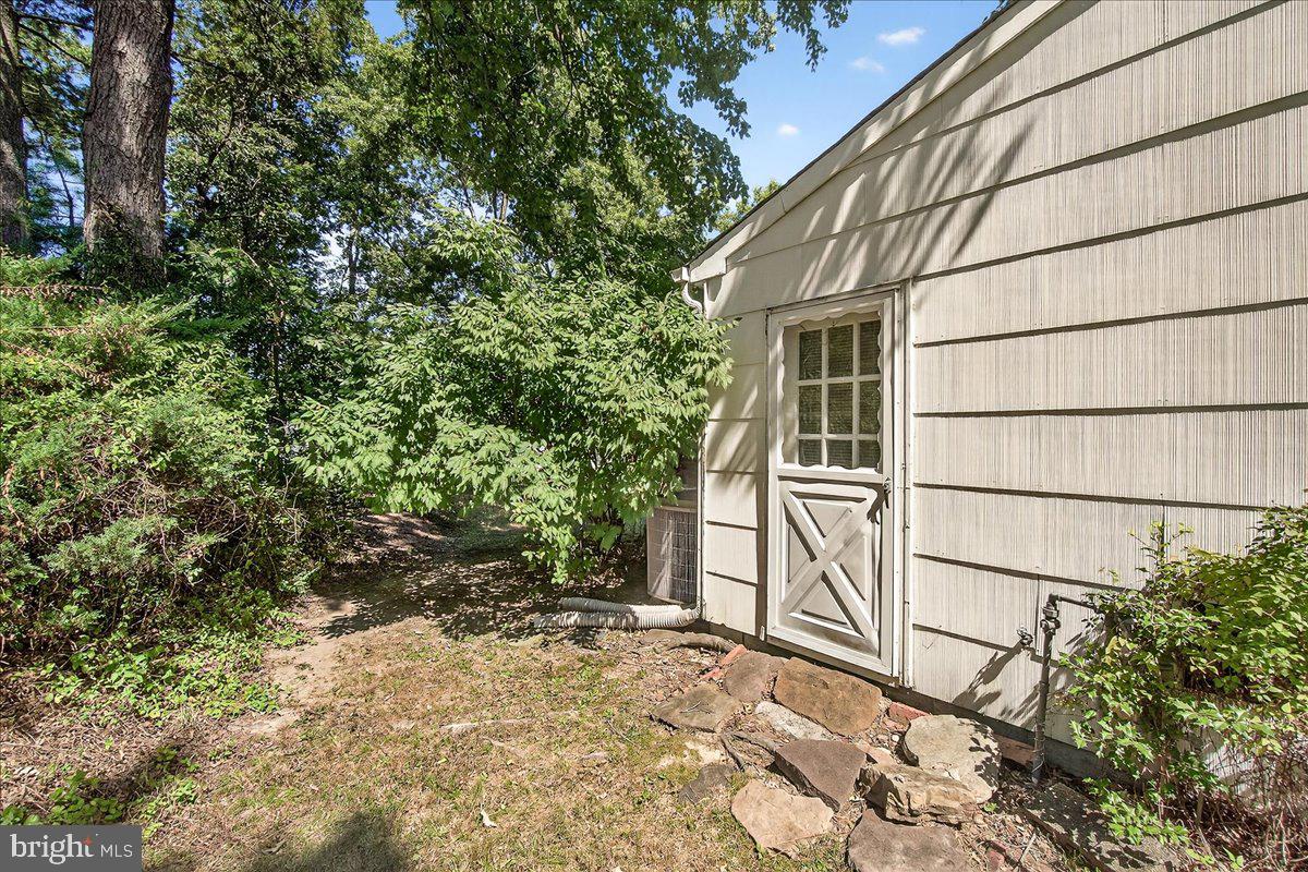 MONTPELIER - Residential