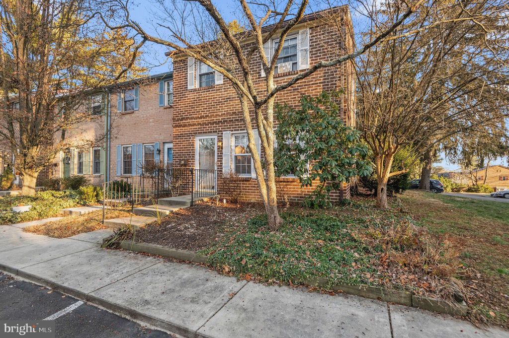 Photo of 62 Constitution Avenue, DOYLESTOWN, PA 18901 (MLS # PABU2110672)