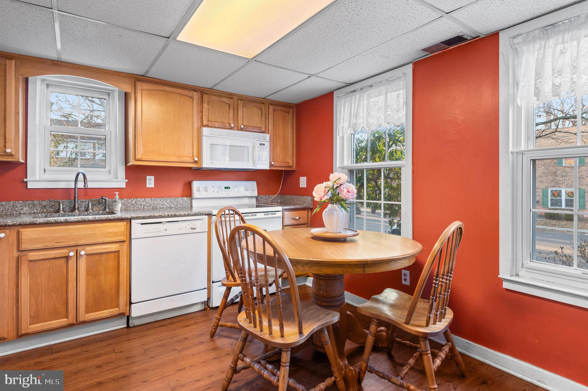 OLDE COLONIAL GREENE - Residential