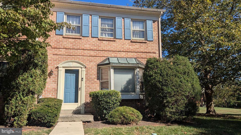 Photo of 214 Washington Court, COLLEGEVILLE, PA 19426 (MLS # PAMC2158958)