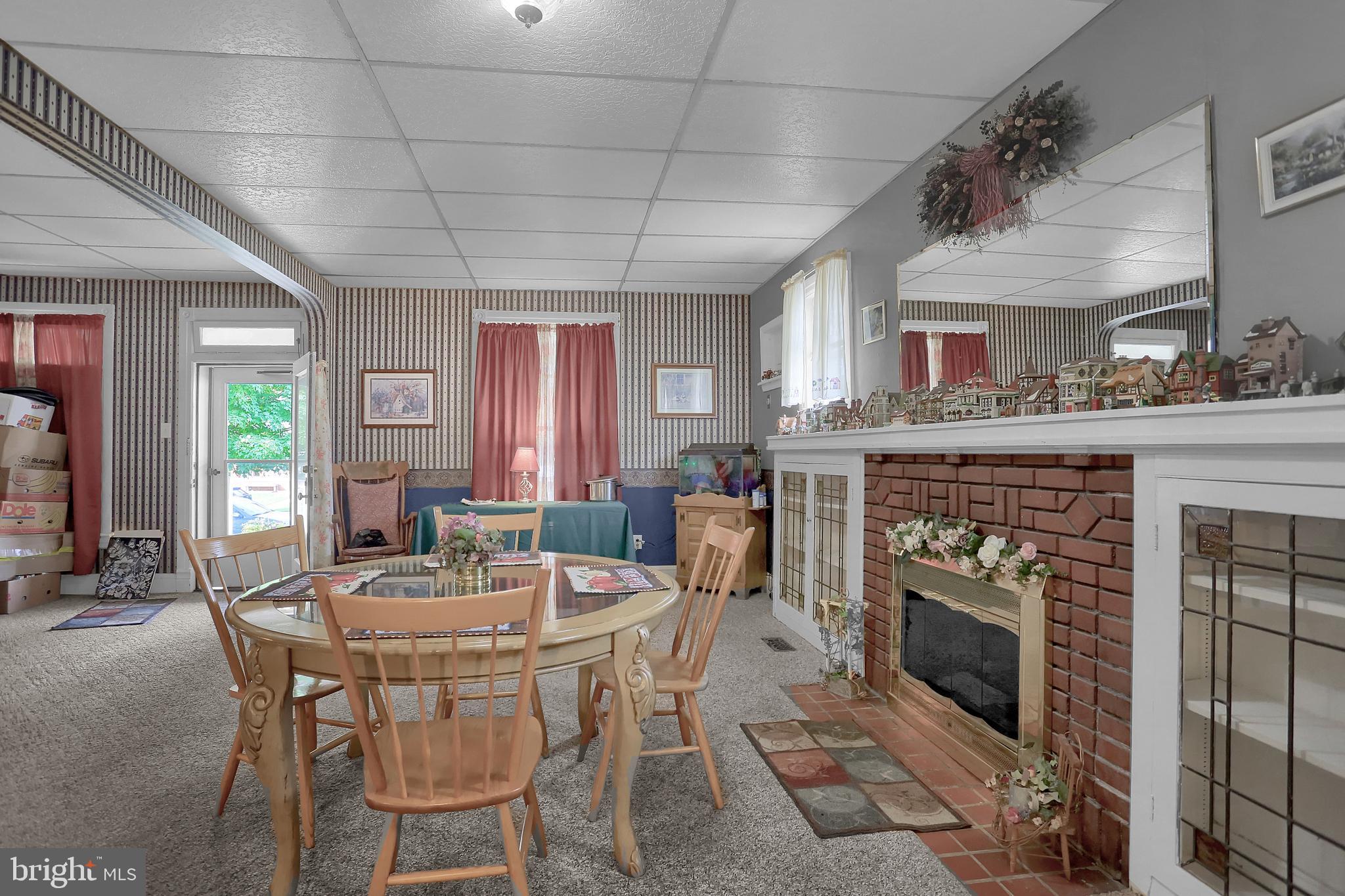 SOUTH HANOVER - Residential Income