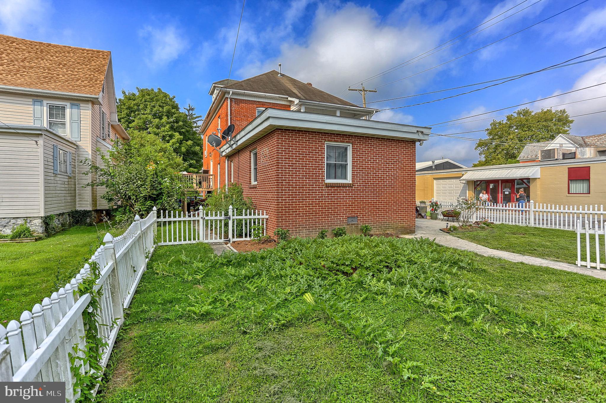 SOUTH HANOVER - Residential Income