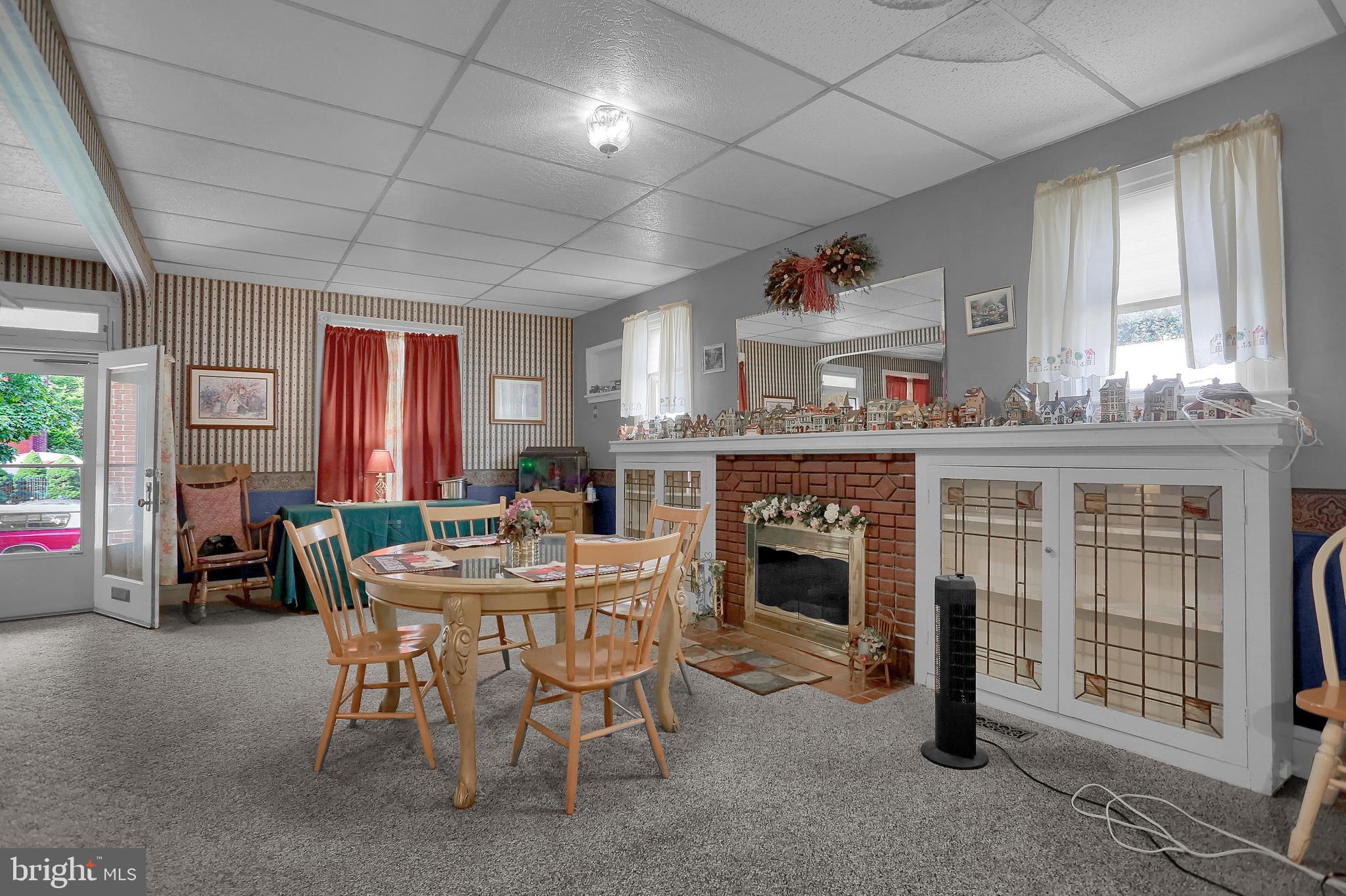 SOUTH HANOVER - Residential Income
