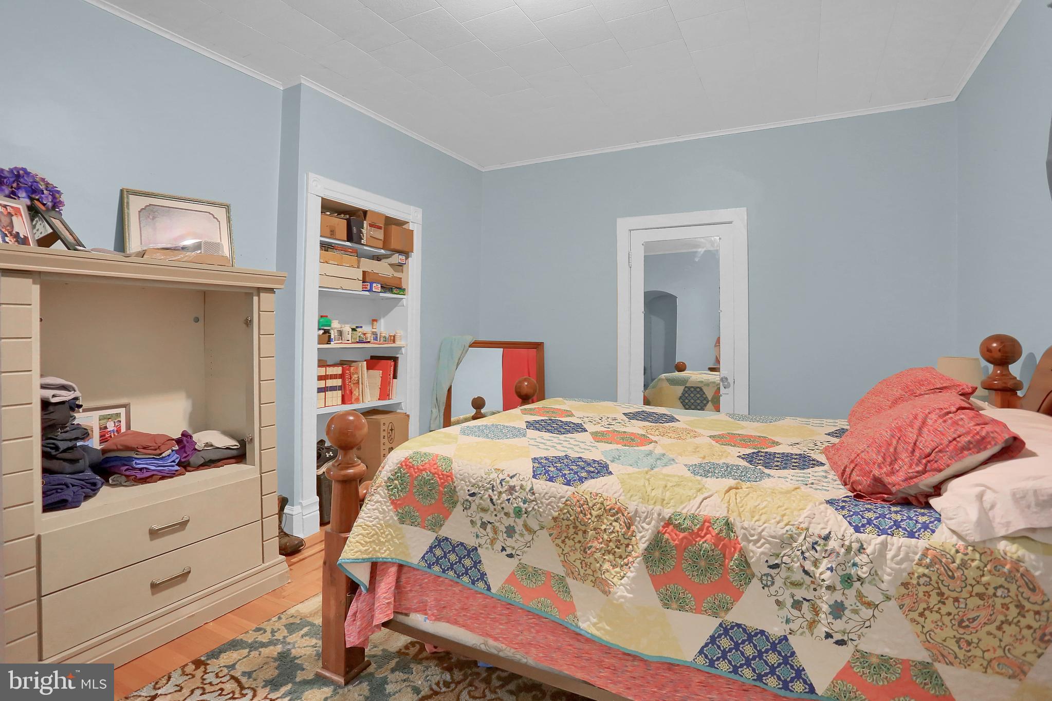 SOUTH HANOVER - Residential Income