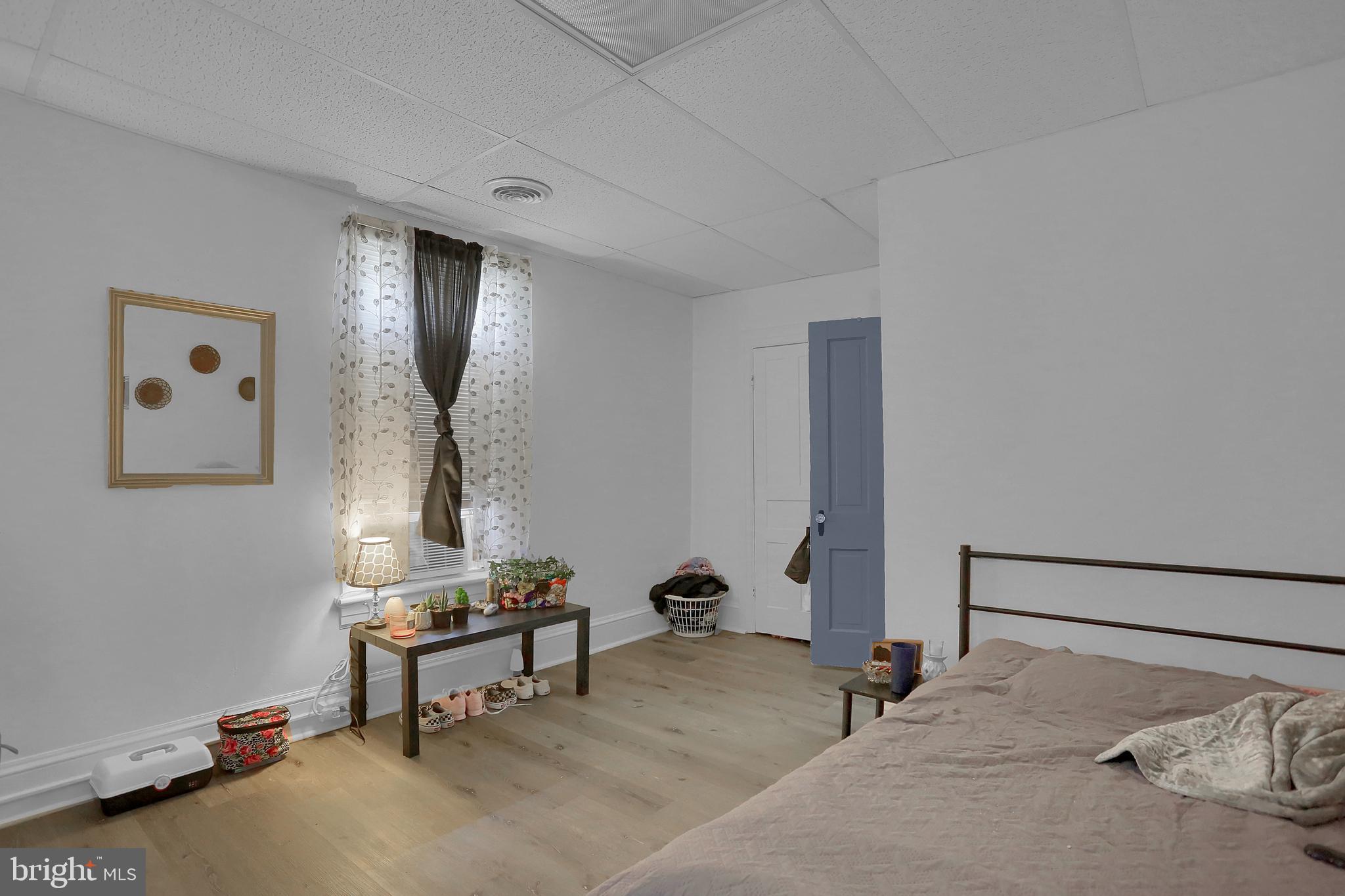 SOUTH HANOVER - Residential Income