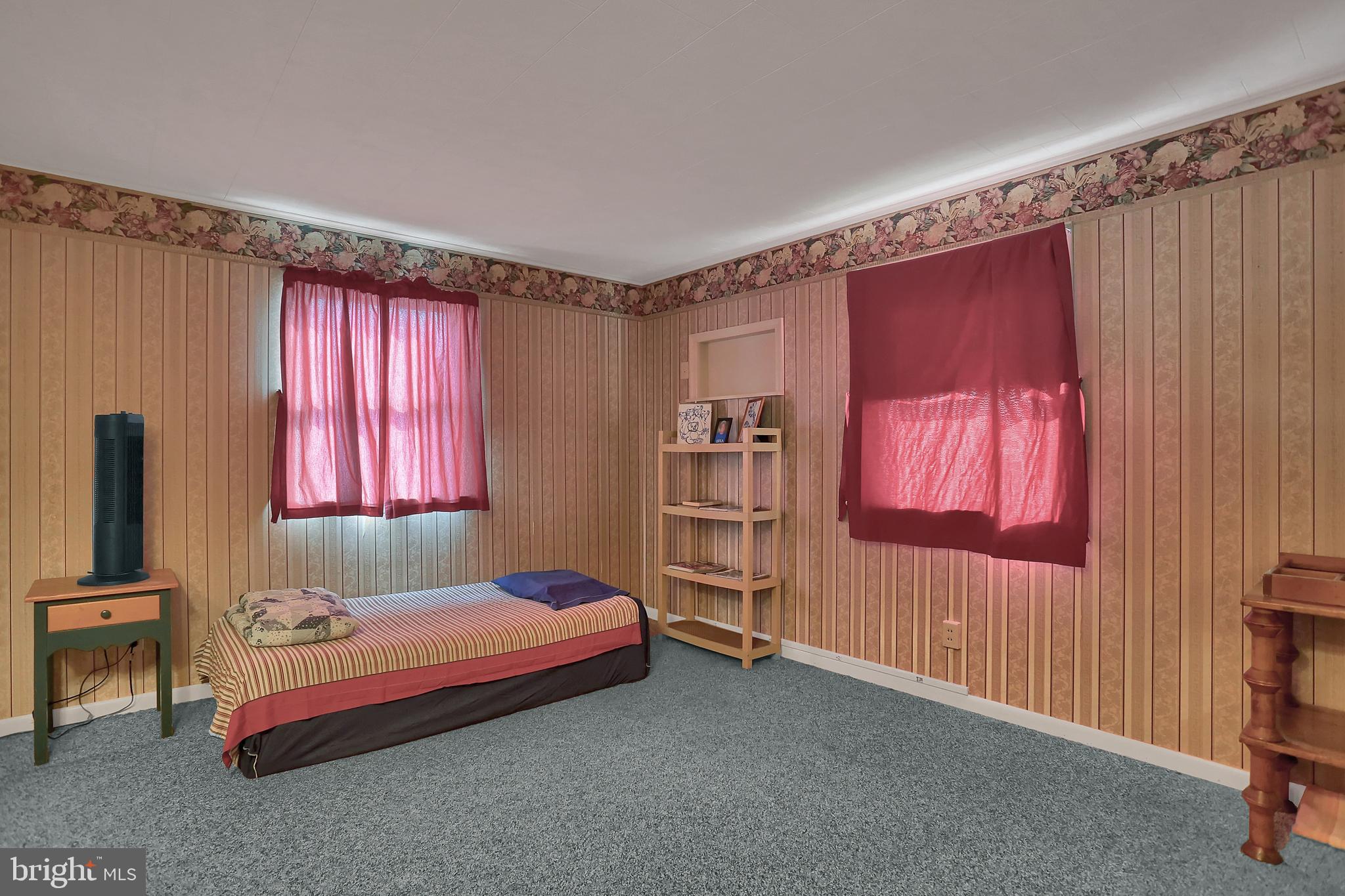 SOUTH HANOVER - Residential Income