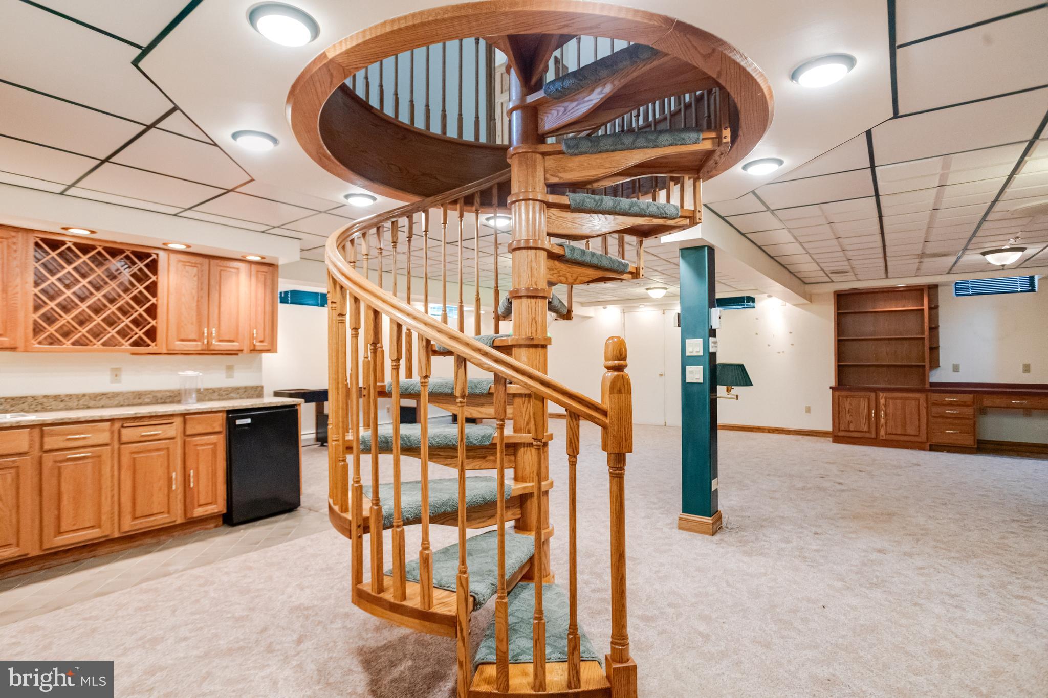 HILLTOP PARK - Residential