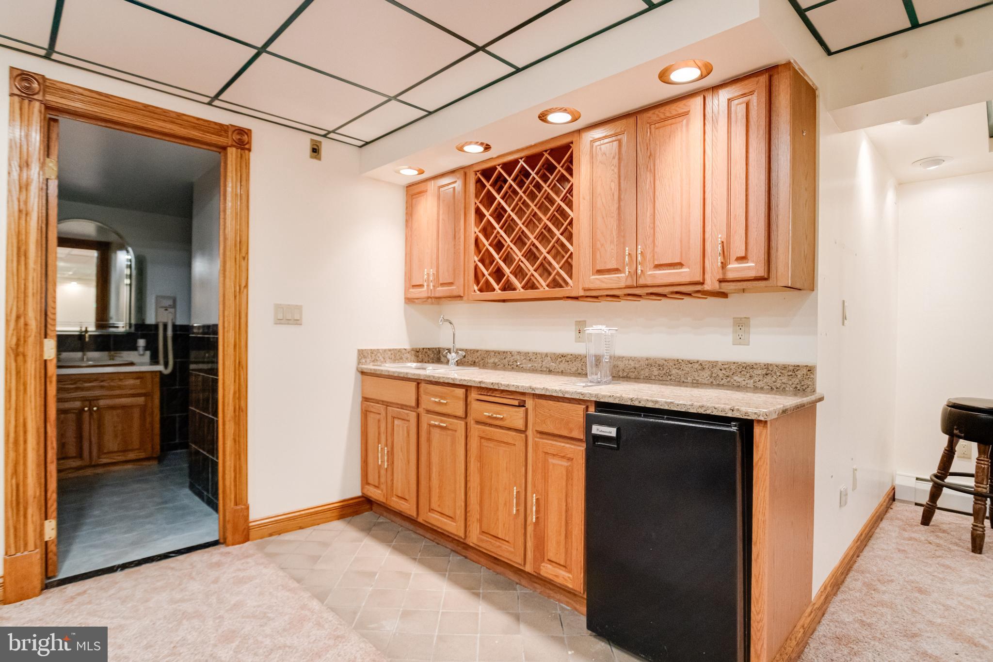 HILLTOP PARK - Residential