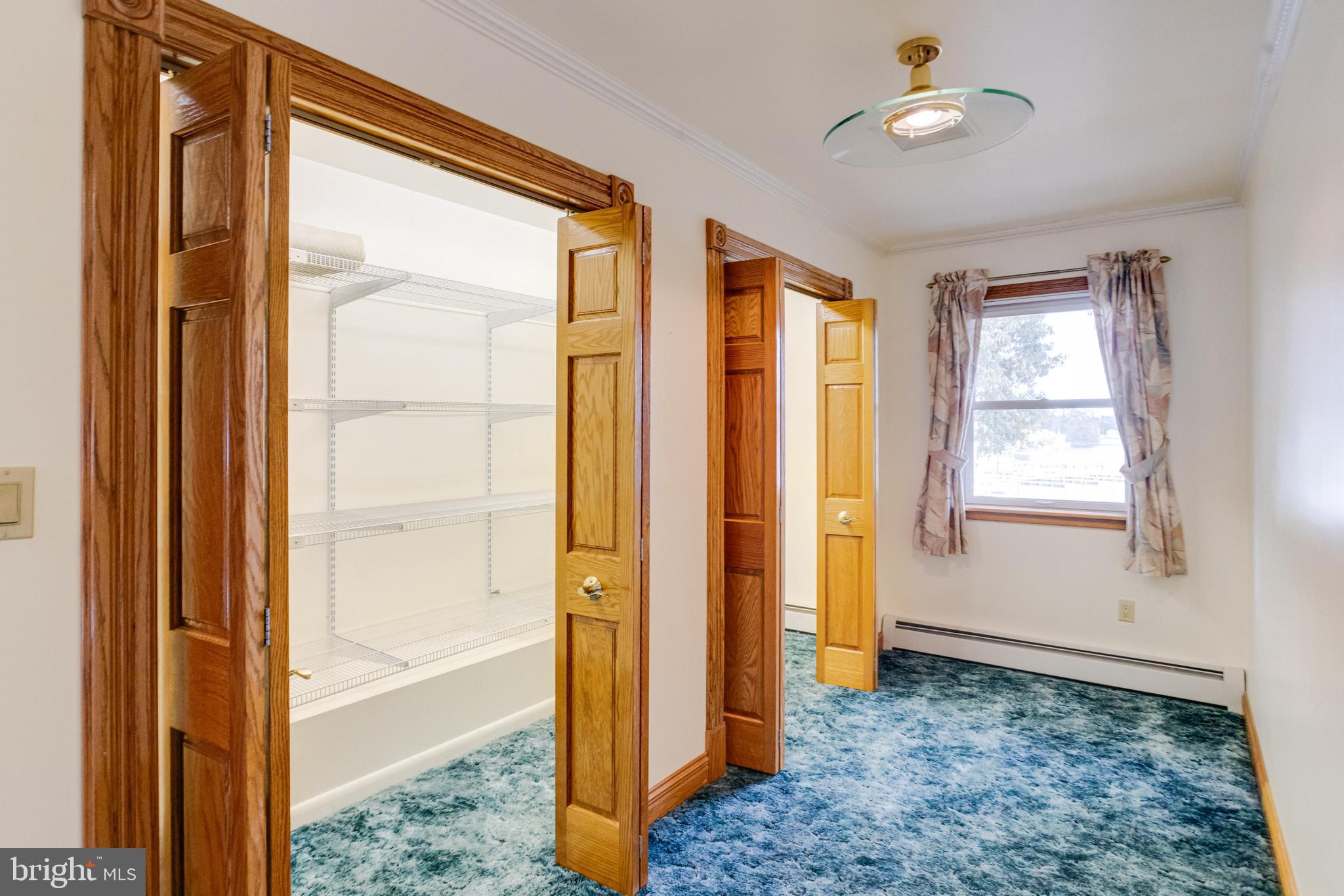 HILLTOP PARK - Residential