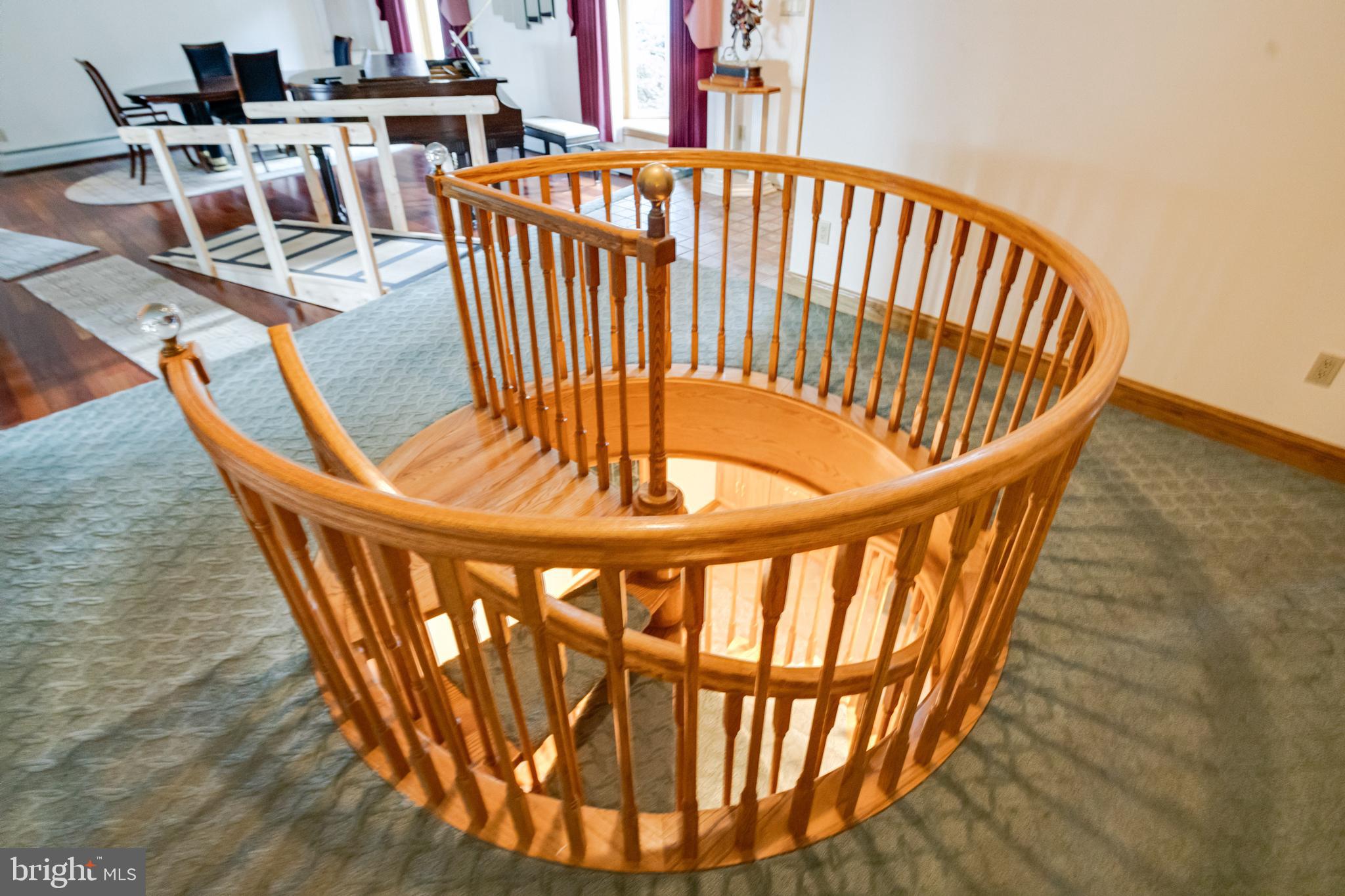 HILLTOP PARK - Residential