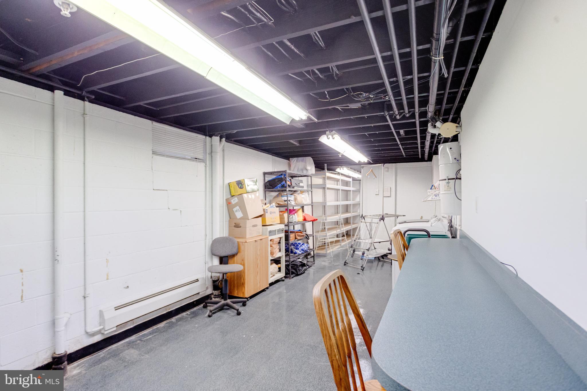 HILLTOP PARK - Residential