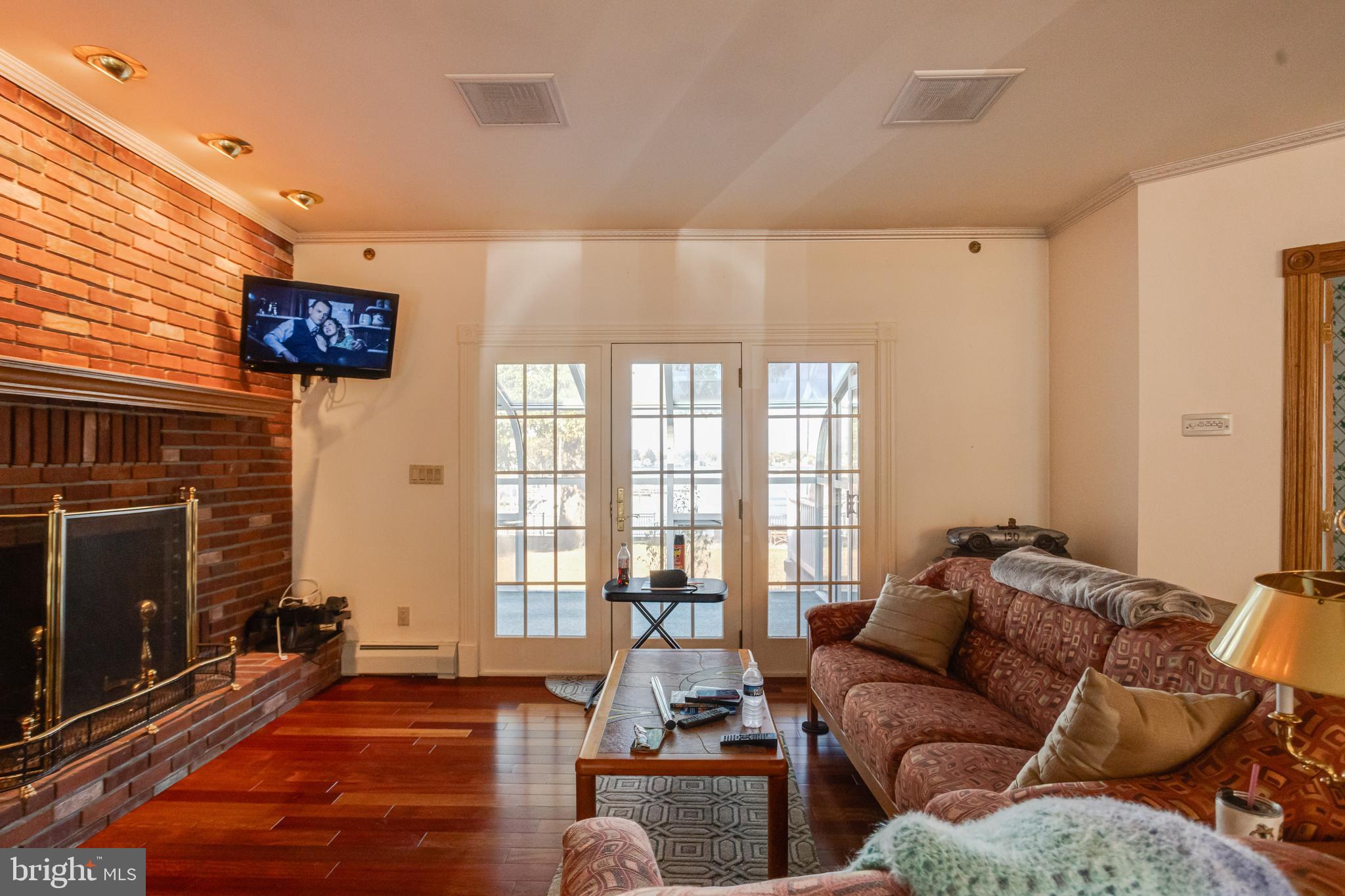 HILLTOP PARK - Residential