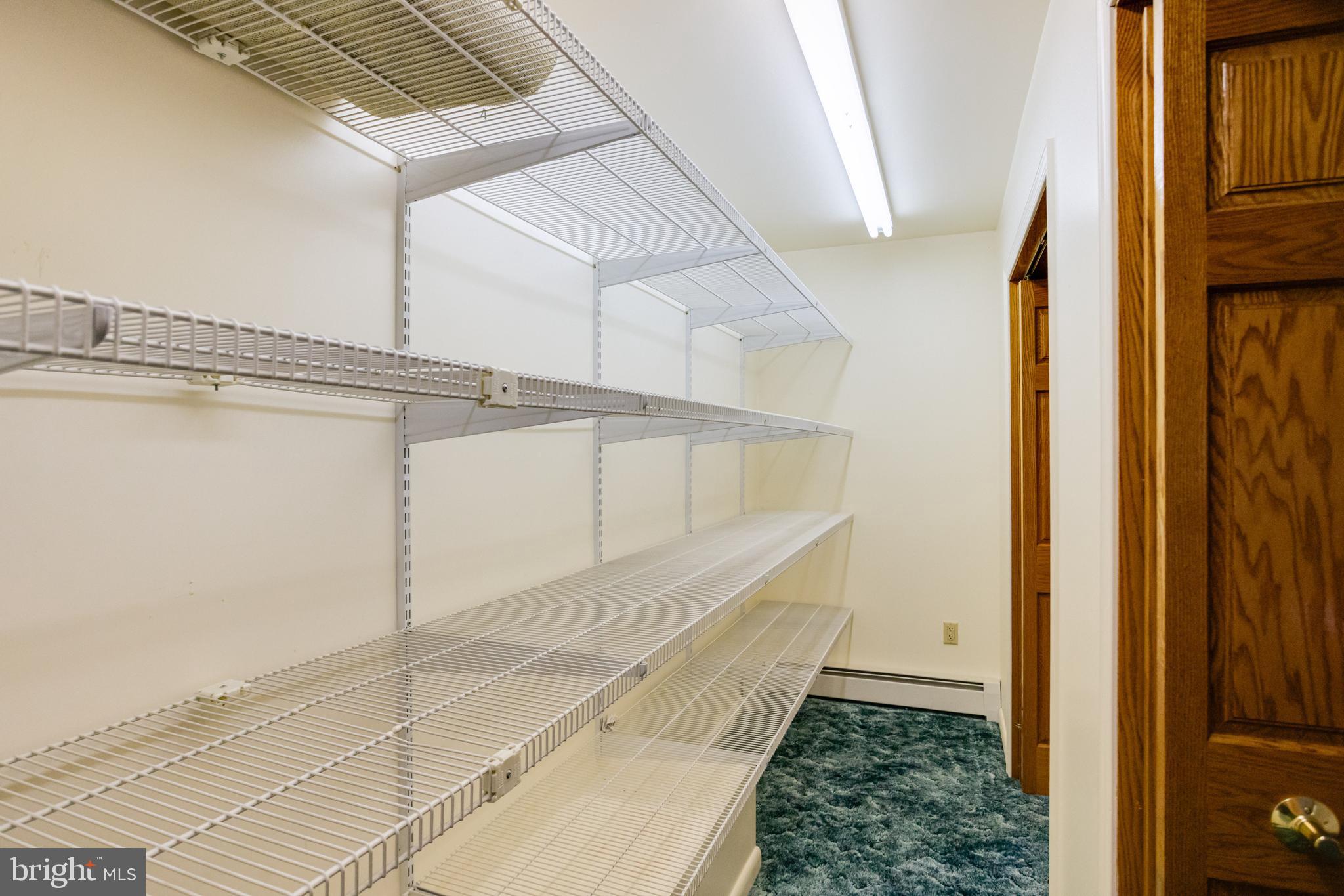 HILLTOP PARK - Residential