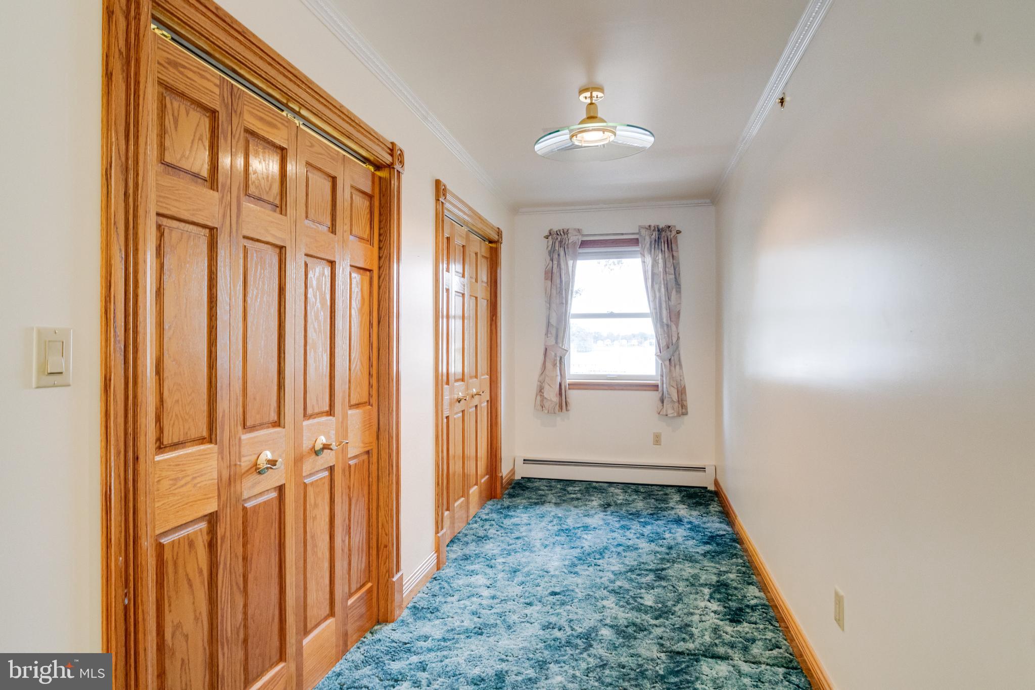 HILLTOP PARK - Residential