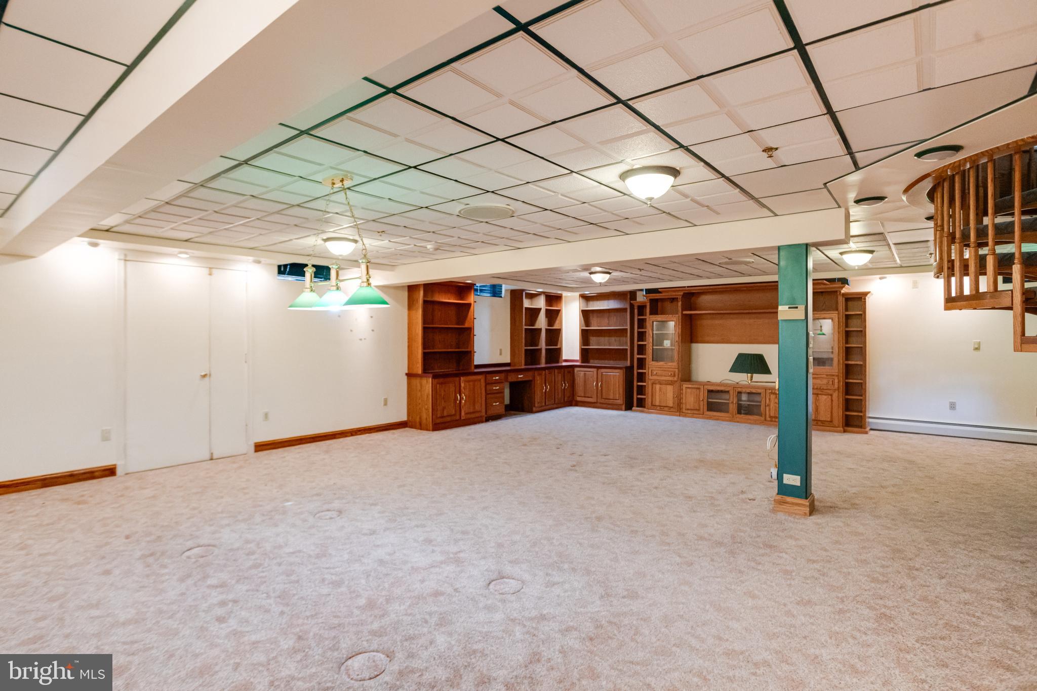 HILLTOP PARK - Residential