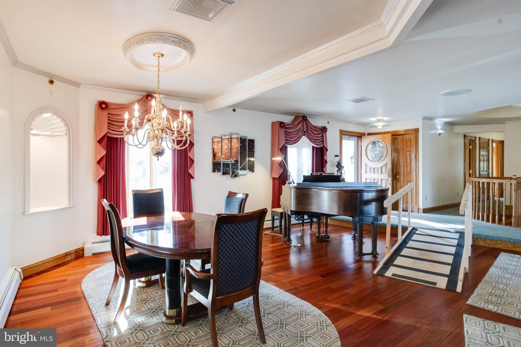 HILLTOP PARK - Residential