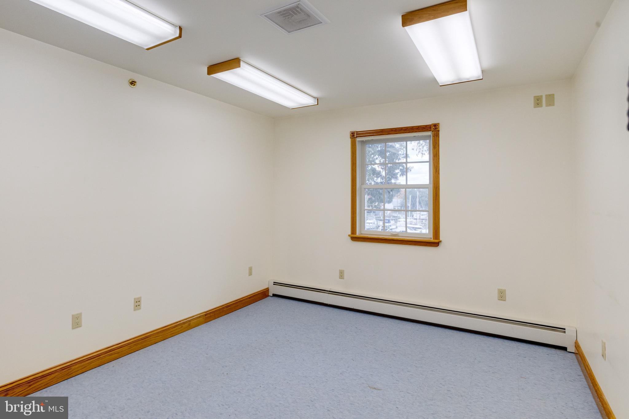 HILLTOP PARK - Residential