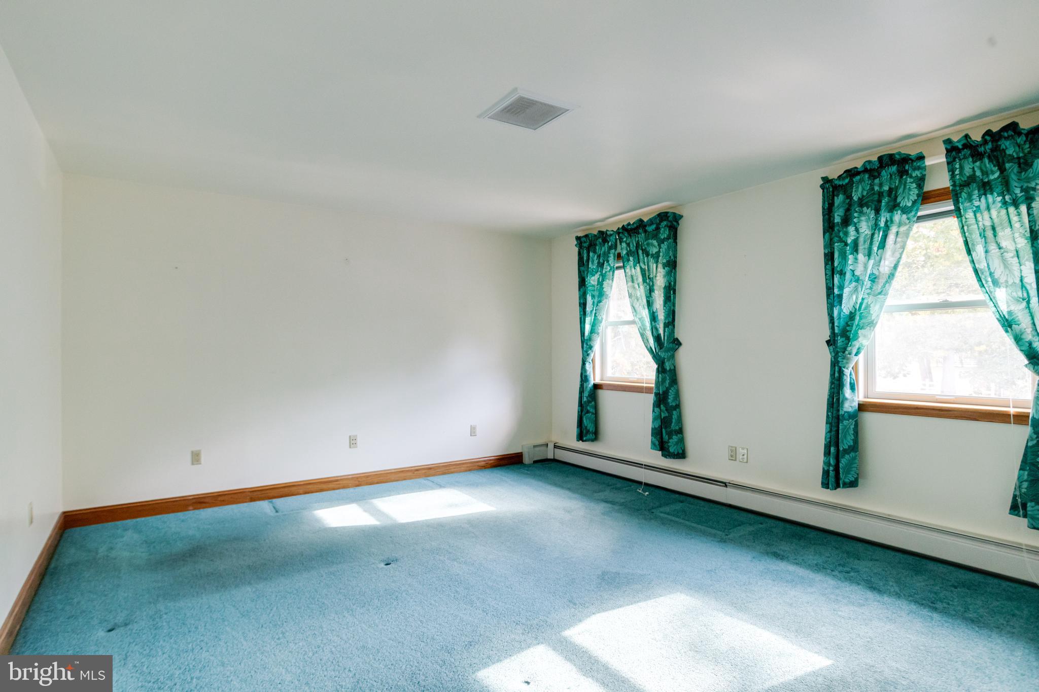 HILLTOP PARK - Residential