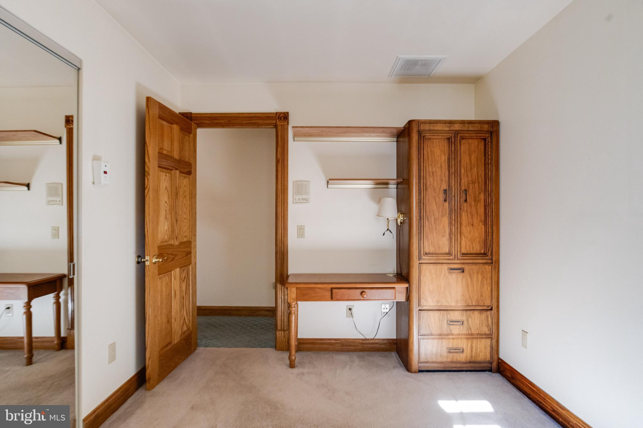 HILLTOP PARK - Residential