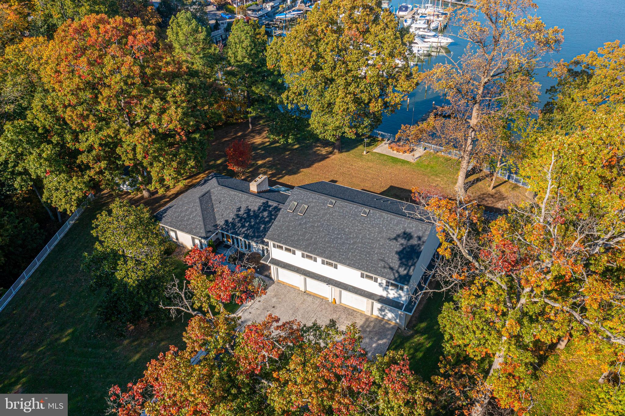 HILLTOP PARK - Residential