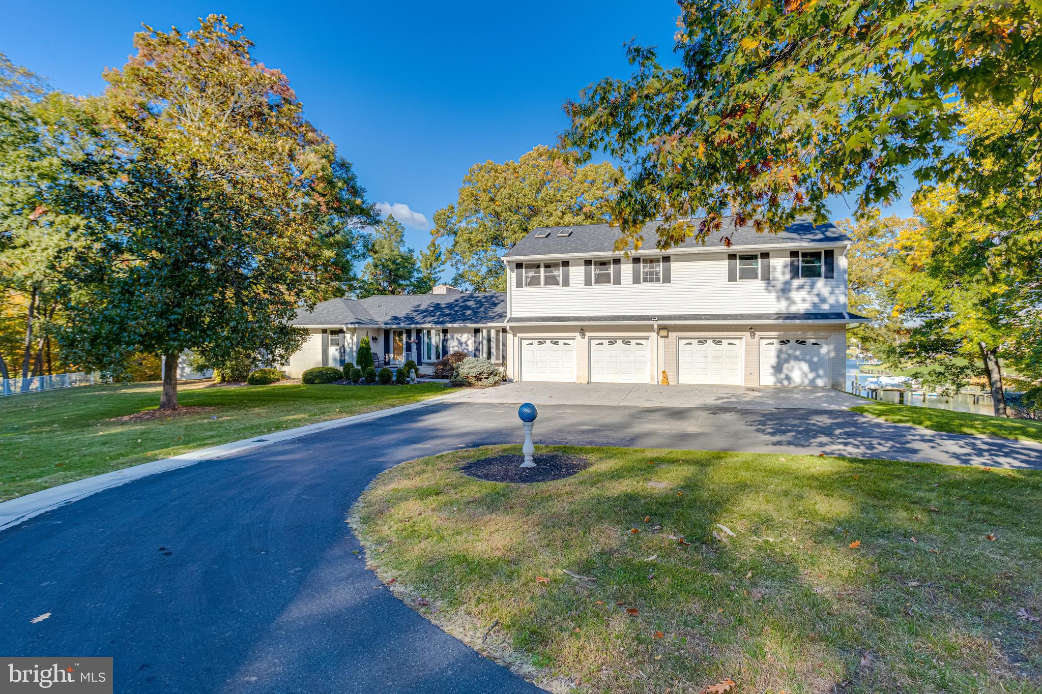 HILLTOP PARK - Residential