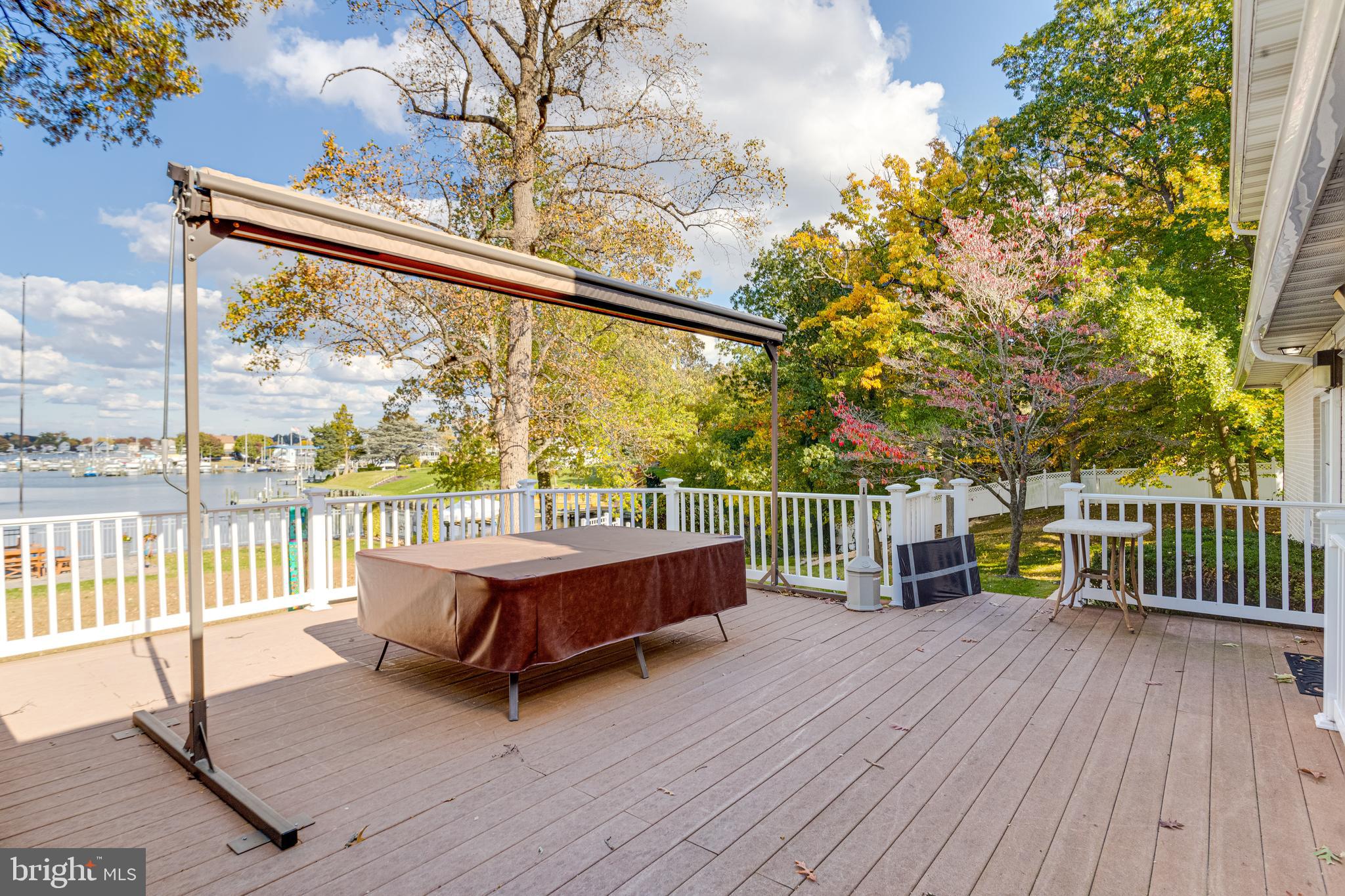 HILLTOP PARK - Residential