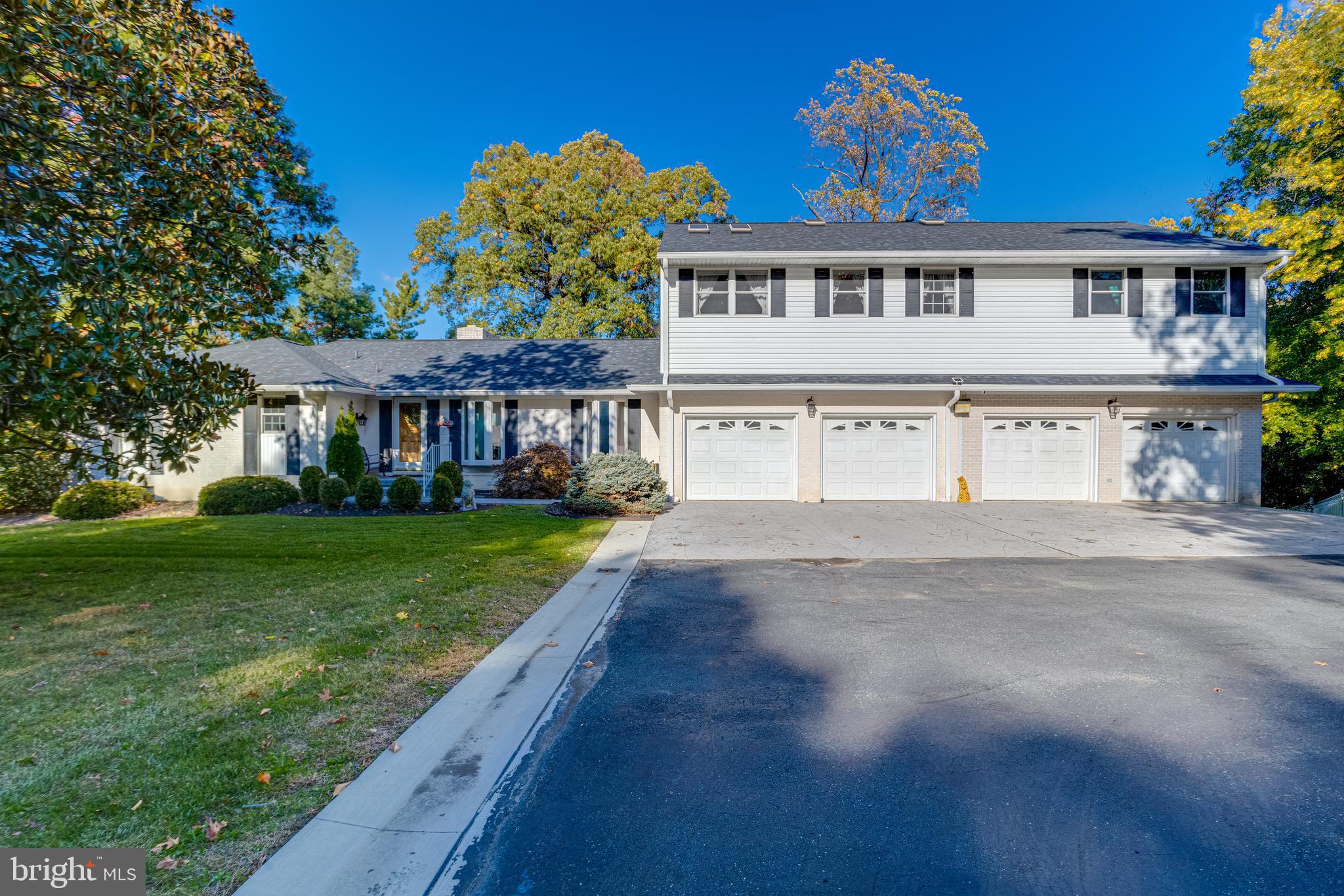 HILLTOP PARK - Residential