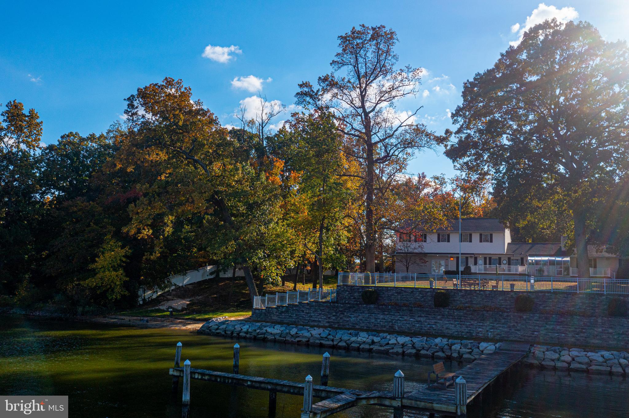 HILLTOP PARK - Residential