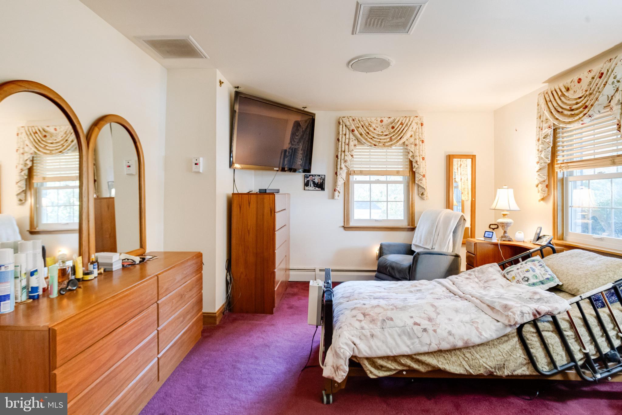 HILLTOP PARK - Residential