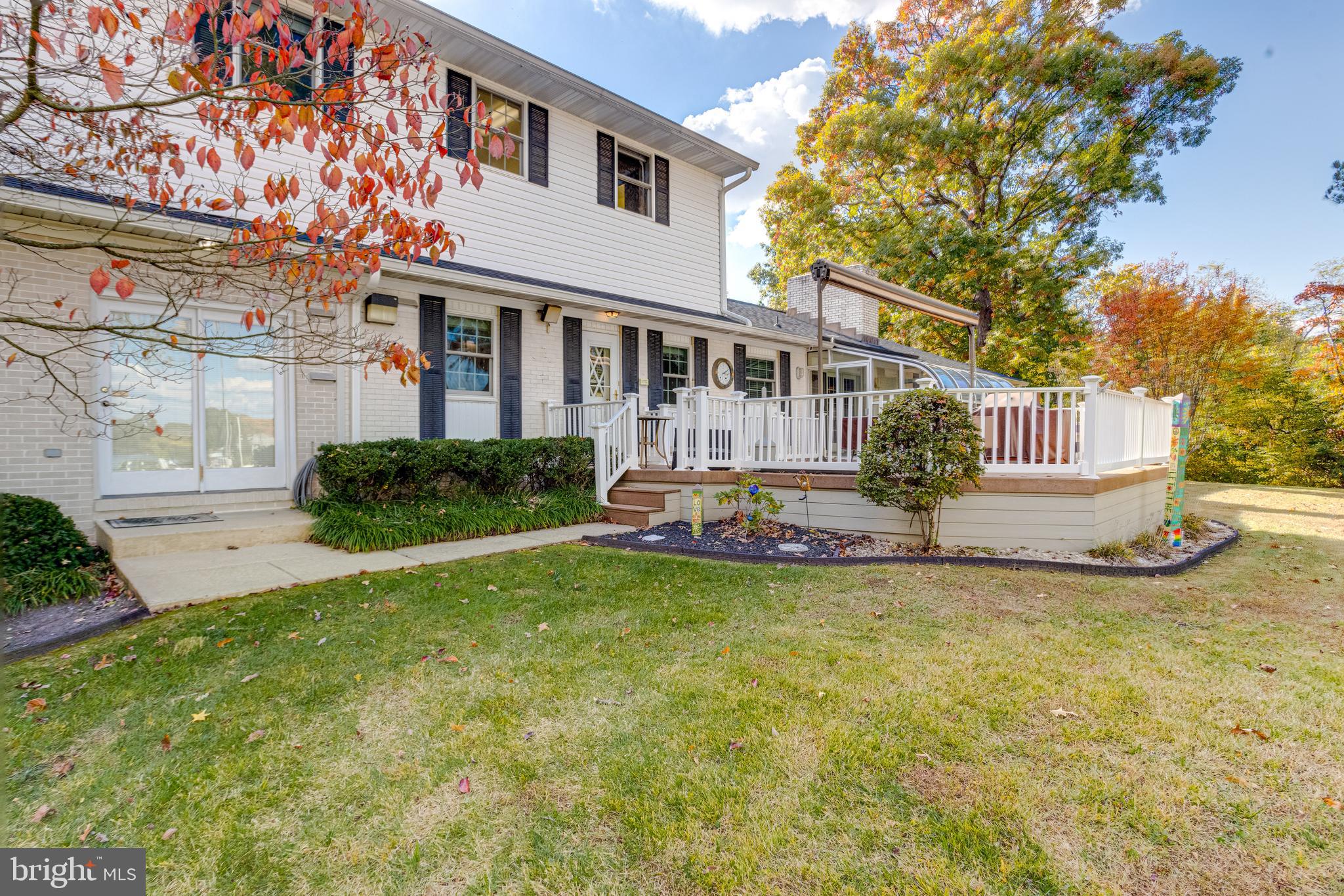 HILLTOP PARK - Residential