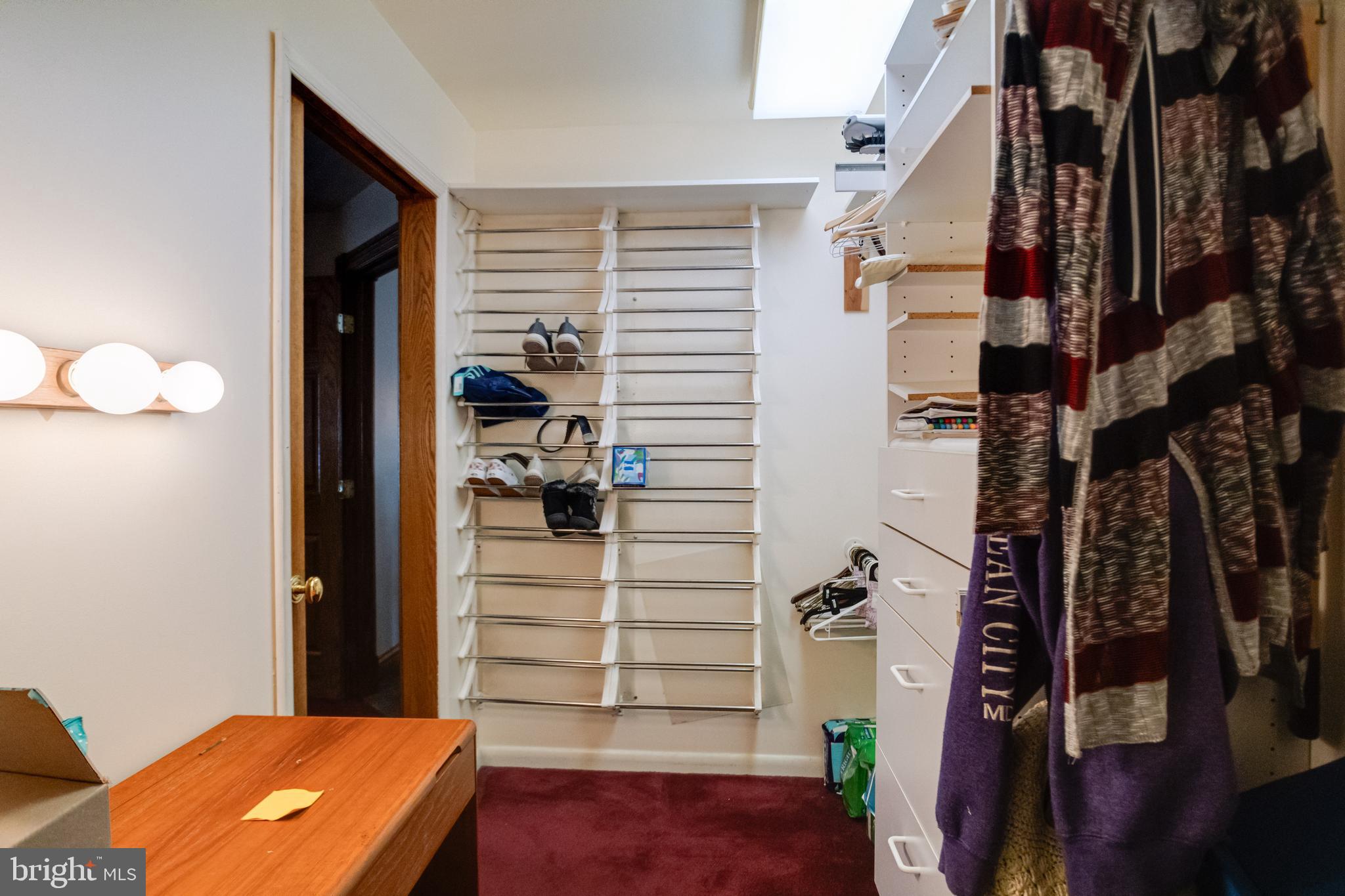 HILLTOP PARK - Residential