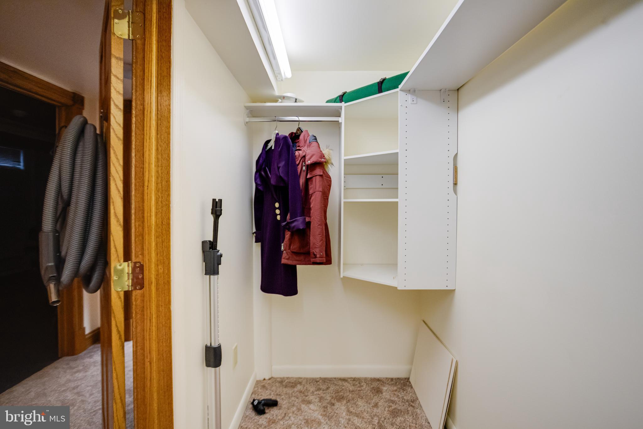 HILLTOP PARK - Residential